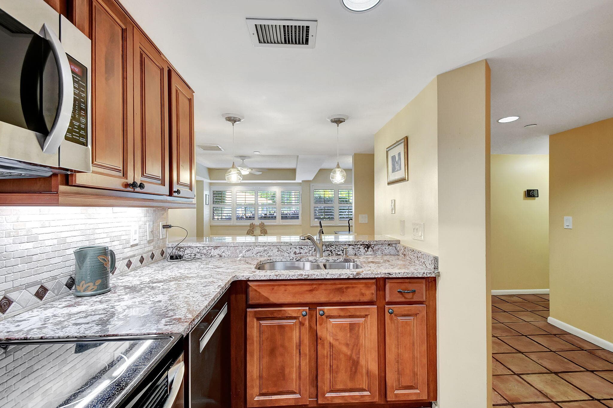 318 Oak Harbour Drive 318, Juno Beach, FL 33408 7