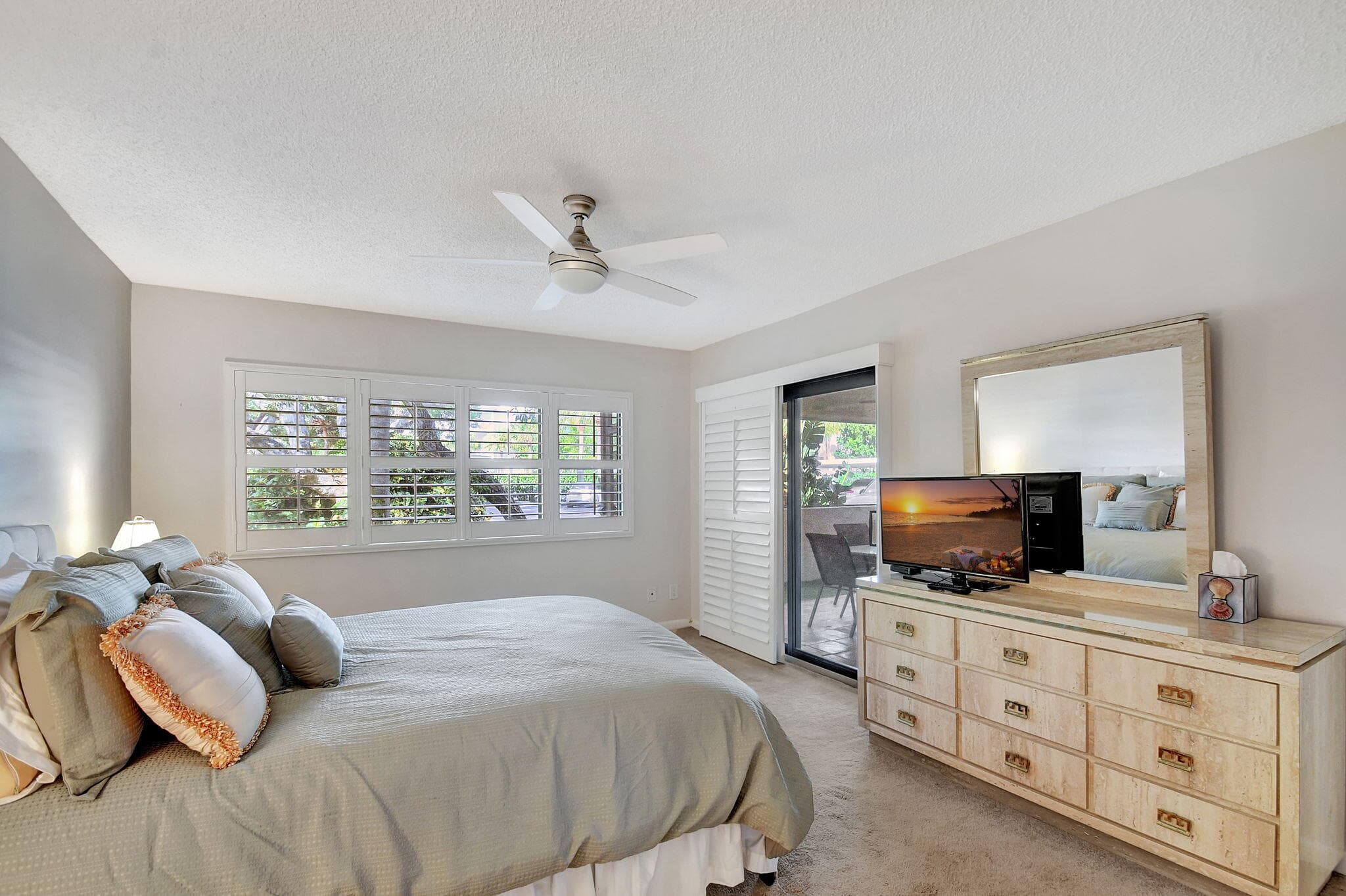 318 Oak Harbour Drive 318, Juno Beach, FL 33408 16
