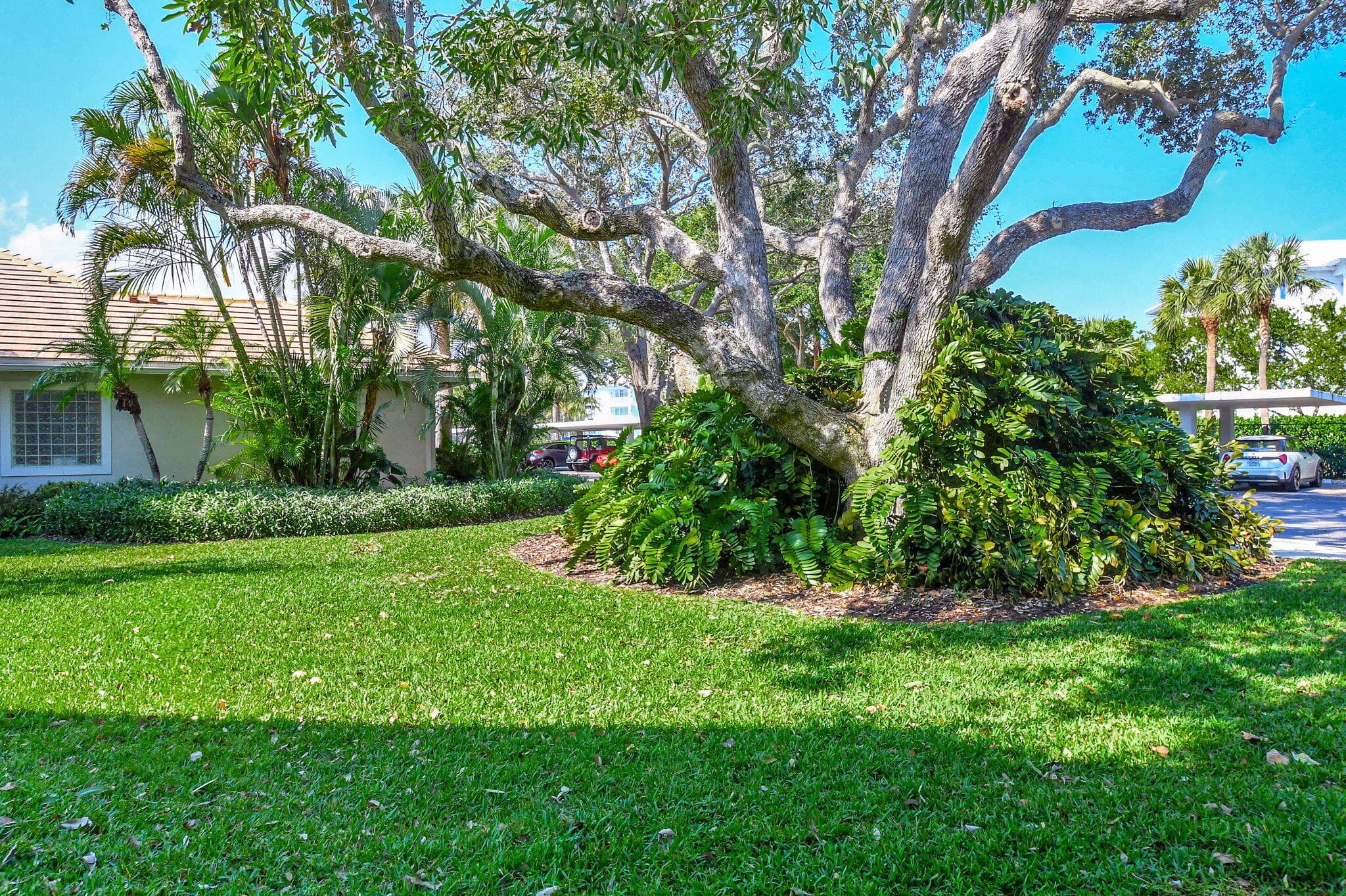 318 Oak Harbour Drive 318, Juno Beach, FL 33408 24