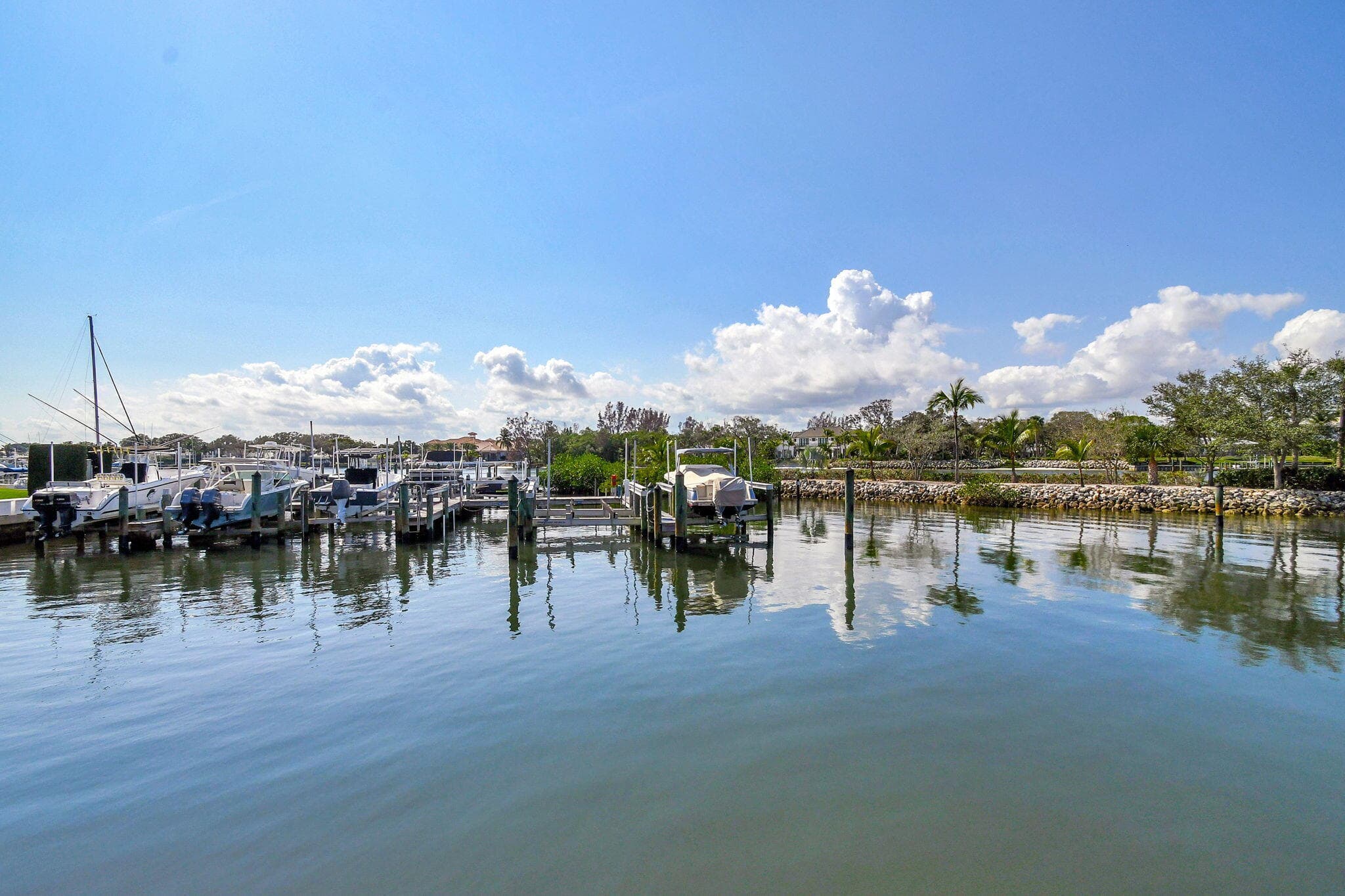 318 Oak Harbour Drive 318, Juno Beach, FL 33408