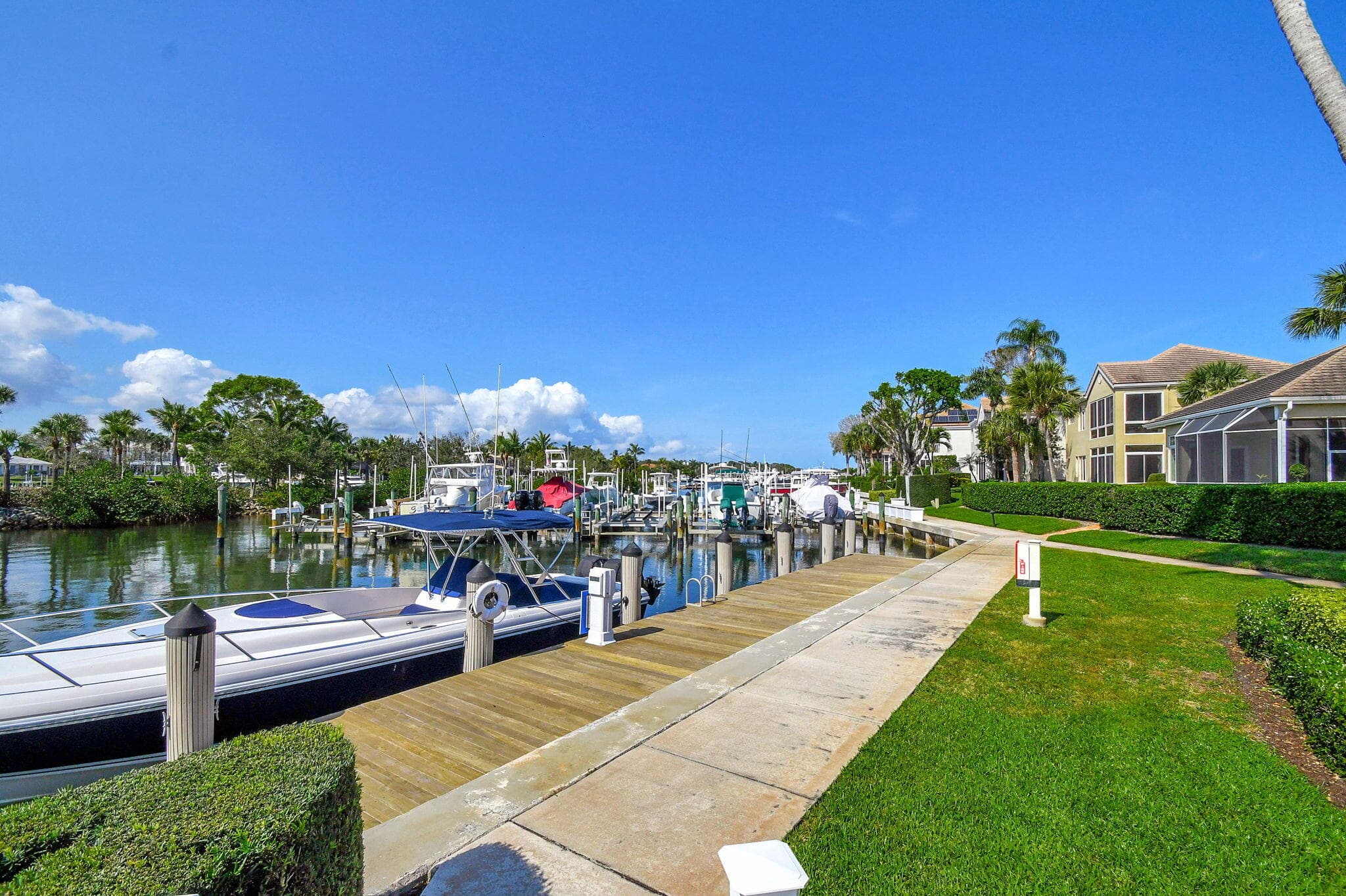 318 Oak Harbour Drive 318, Juno Beach, FL 33408 33