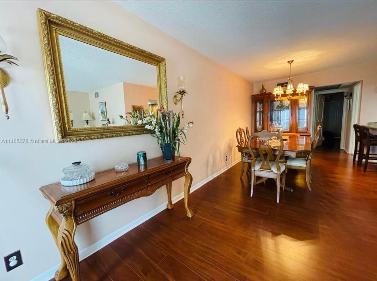 308 Wellington D, West Palm Beach, FL 33417 5
