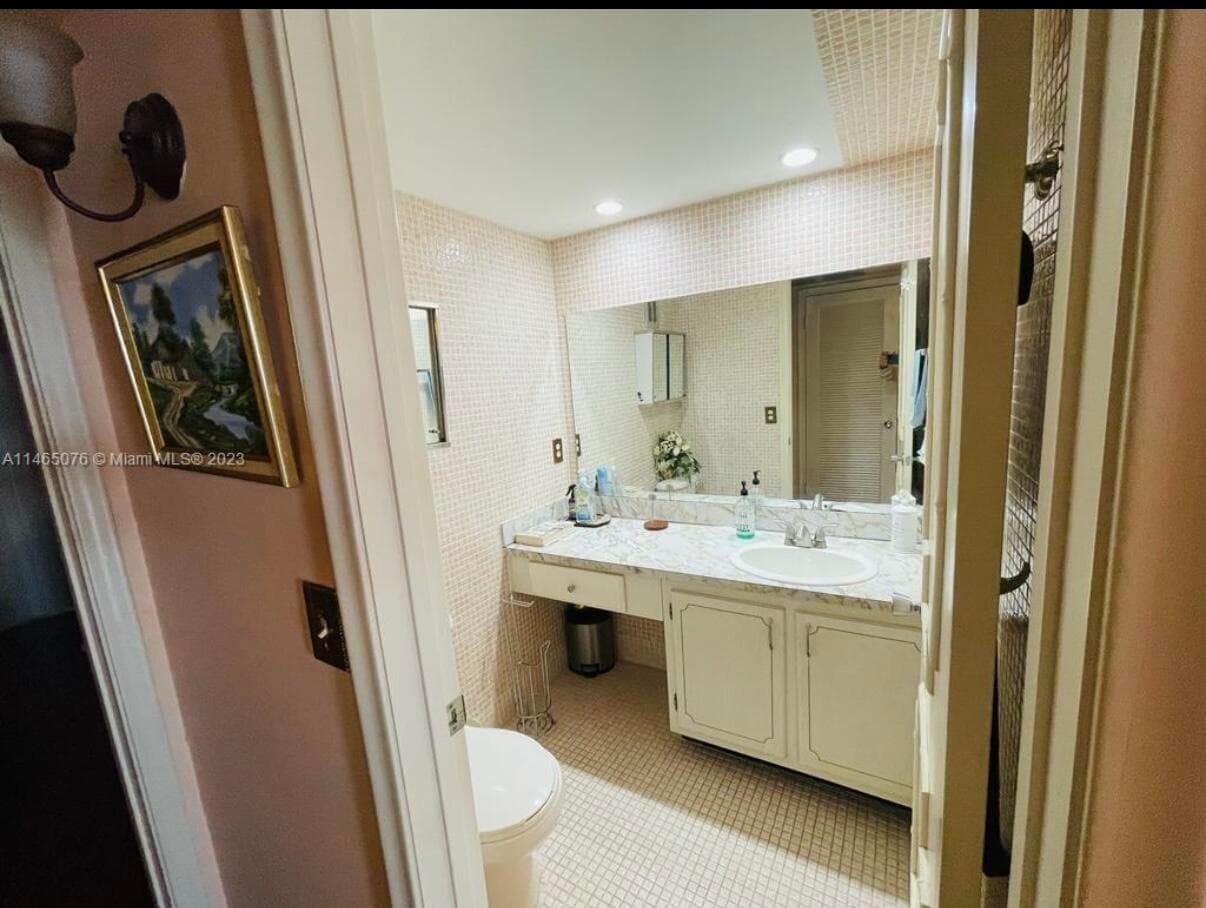 308 Wellington D, West Palm Beach, FL 33417 10