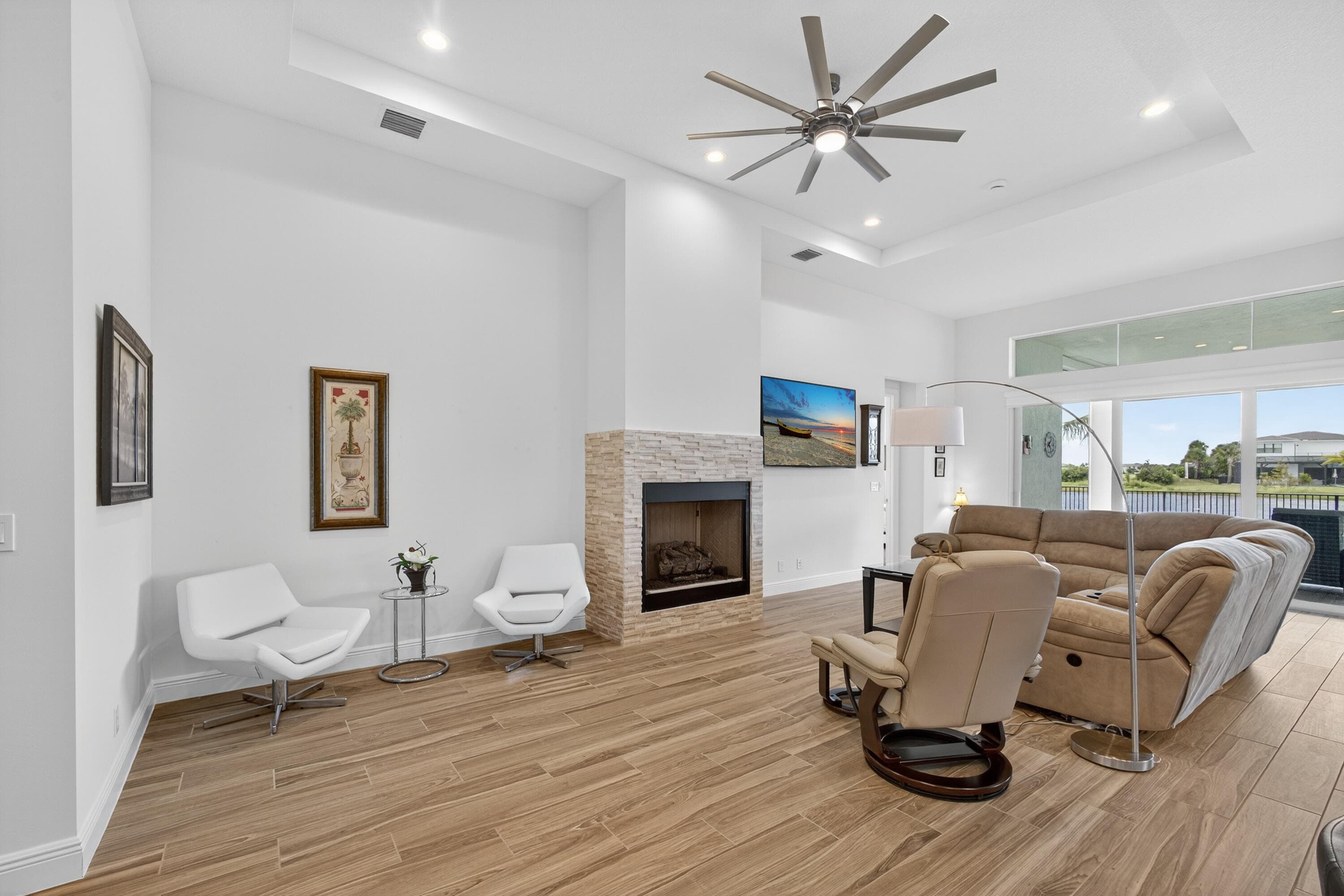 10033 Regency Way, Palm Beach Gardens, FL 33412 14