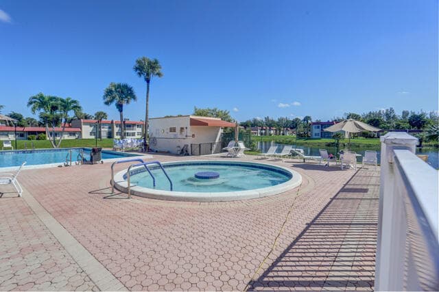 235 Golden River Drive, West Palm Beach, FL 33411 29