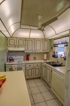 235 Golden River Drive, West Palm Beach, FL 33411 16