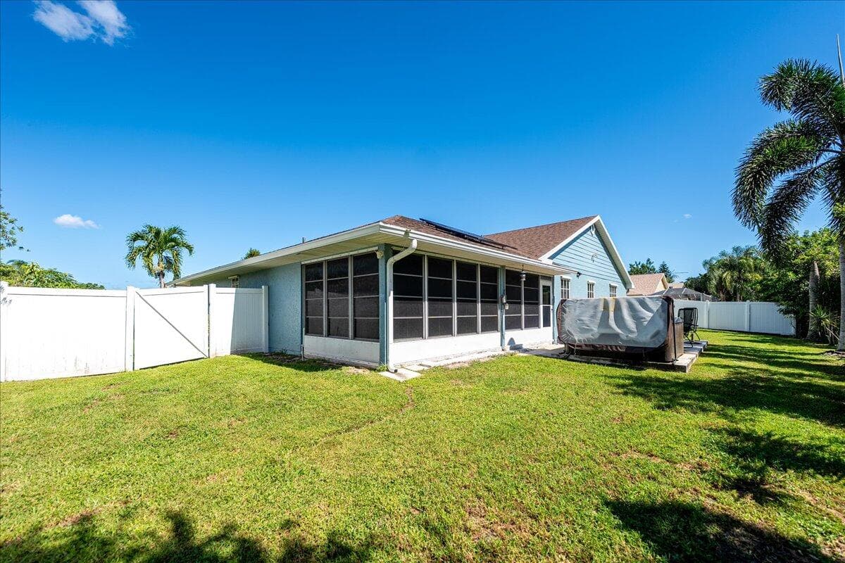 6876 Bronte Circle, Port St. Lucie, FL 34952 8