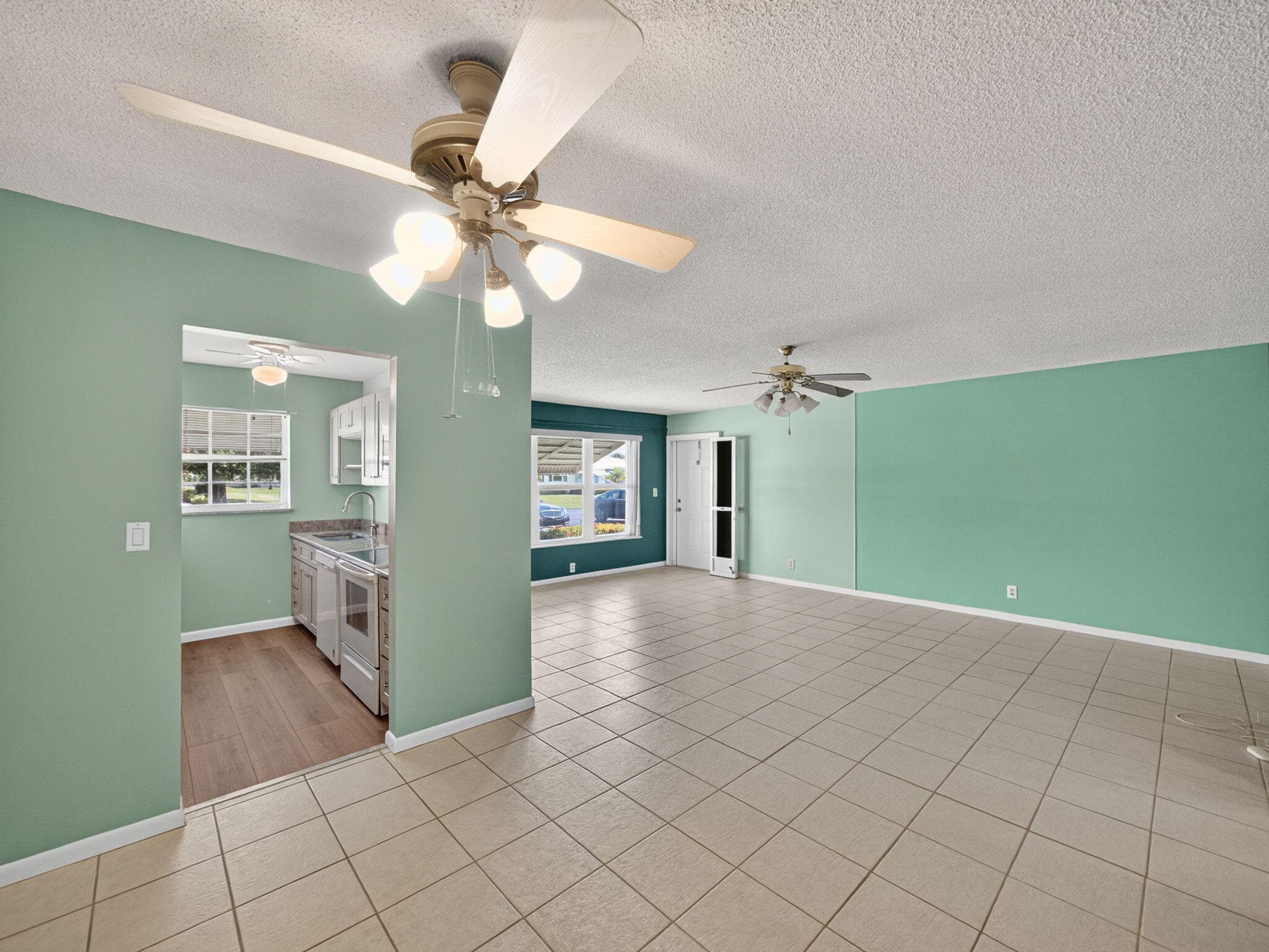 111 Lakes End Drive B, Fort Pierce, FL 34982 4