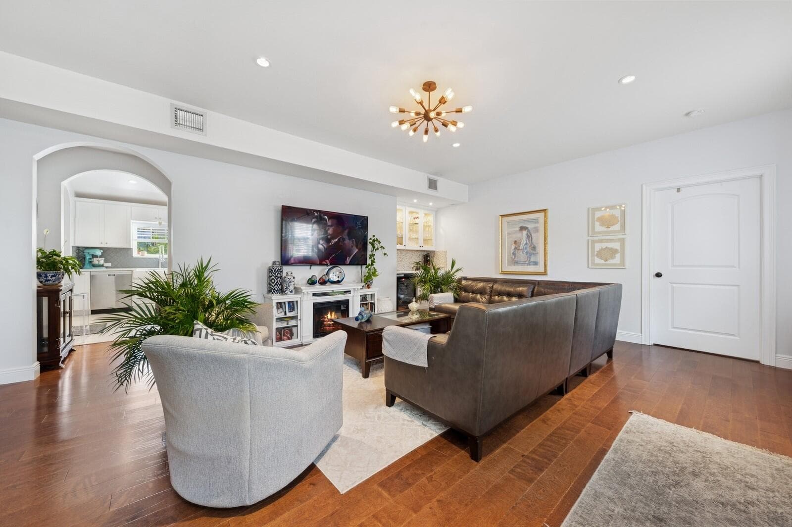 310 Almeria Road, West Palm Beach, FL 33405 6