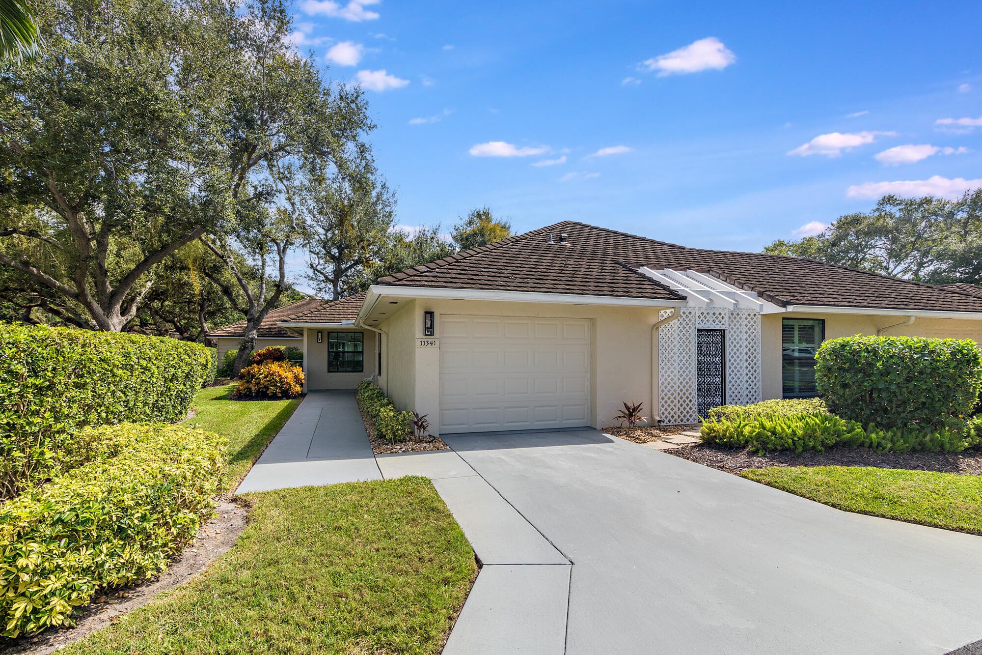 11341 Briarwood Place, North Palm Beach, FL 33408 32