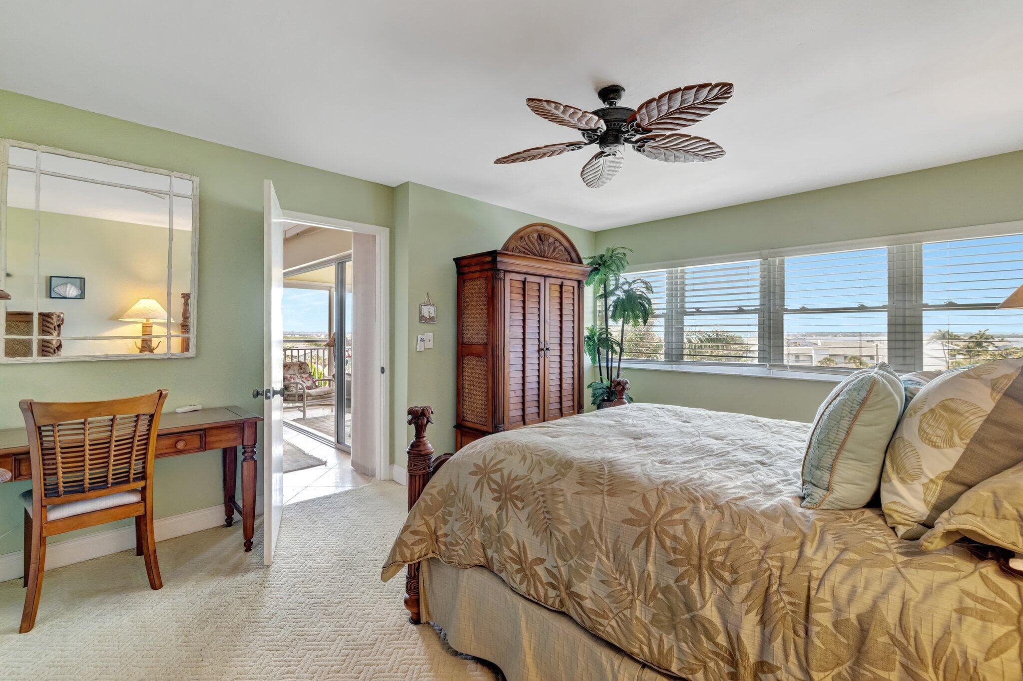 1555 NE Ocean Boulevard 402, Stuart, FL 34996 24