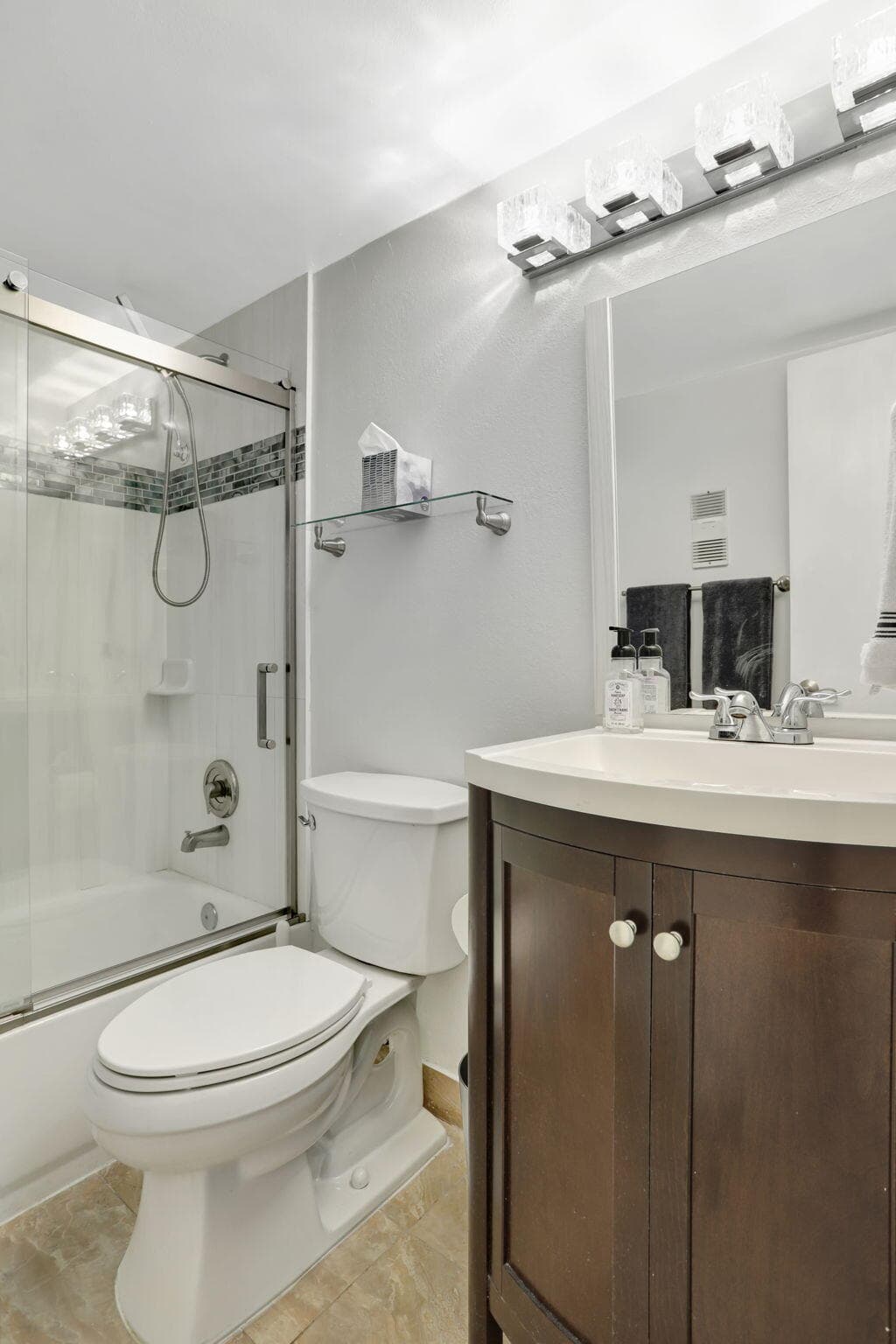 1391 S Ocean Boulevard 206, Pompano Beach, FL 33062 23
