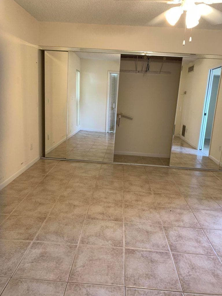 643 Executive Center Drive Q-102, West Palm Beach, FL 33401 7