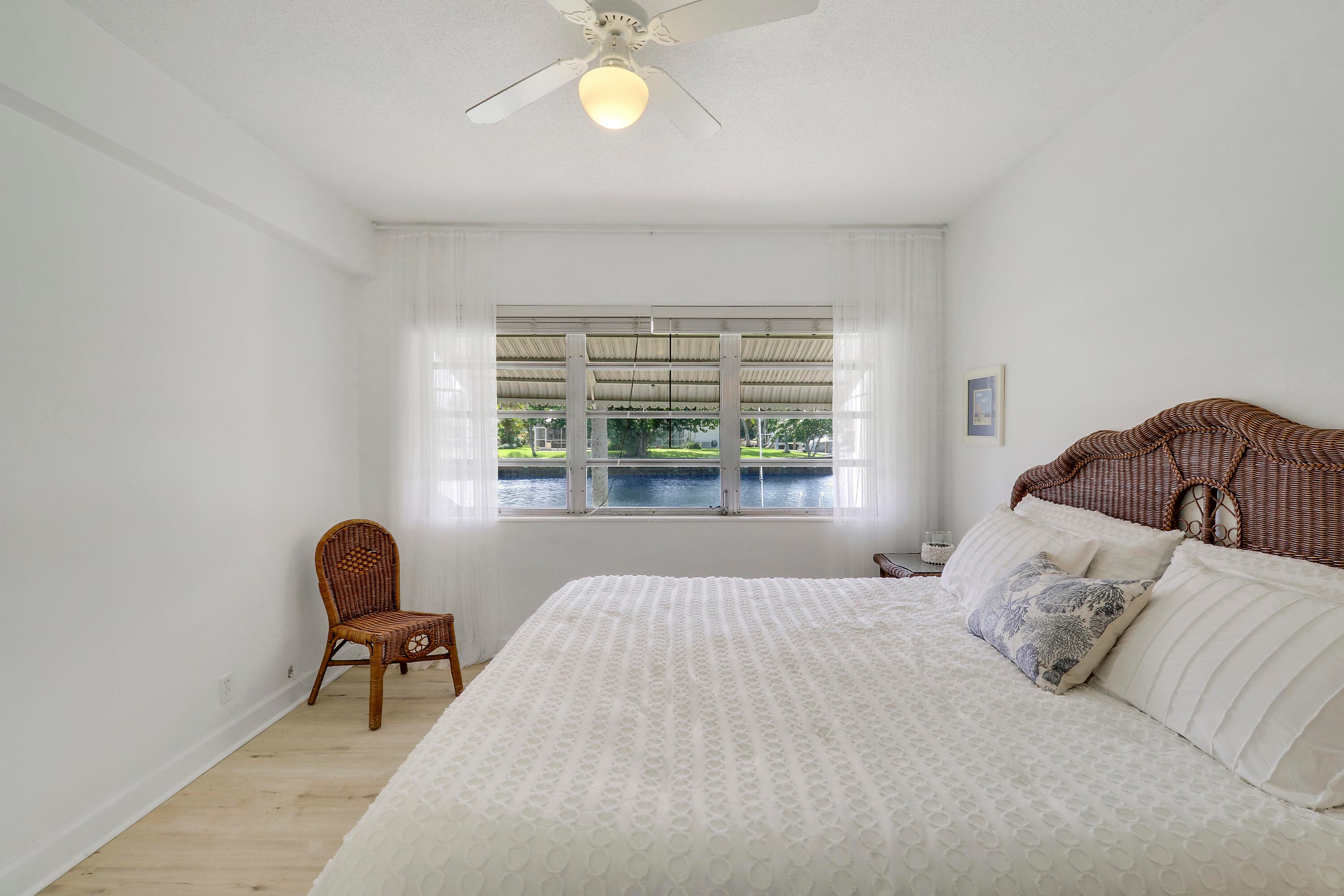 298 SE 6th Avenue 6, Pompano Beach, FL 33060 11