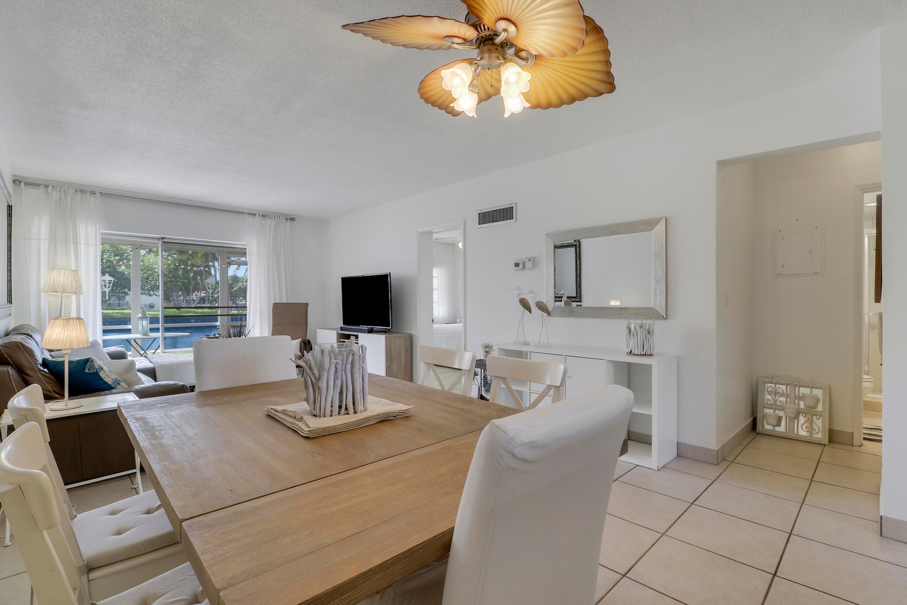 298 SE 6th Avenue 6, Pompano Beach, FL 33060 29