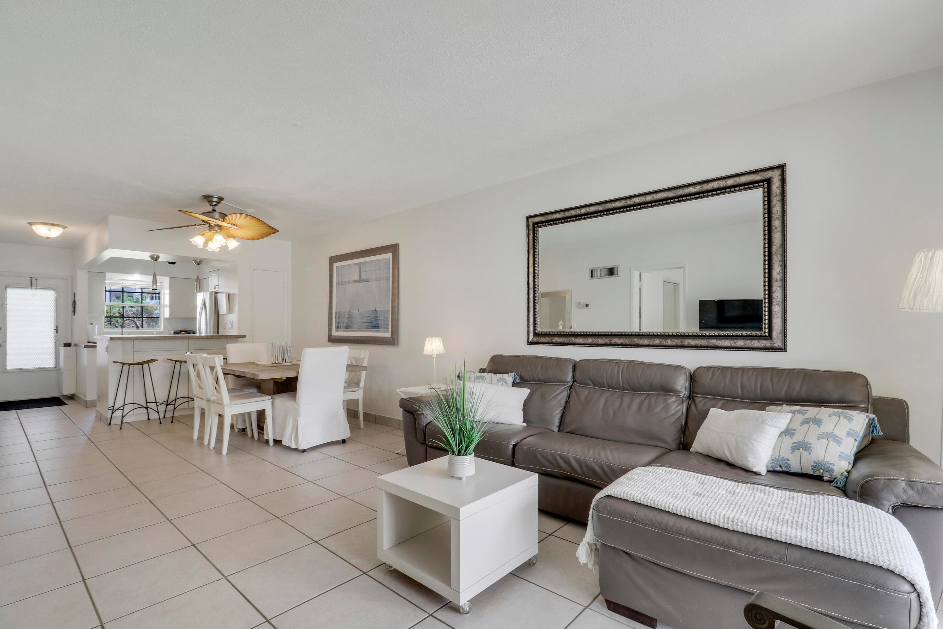 298 SE 6th Avenue 6, Pompano Beach, FL 33060 30