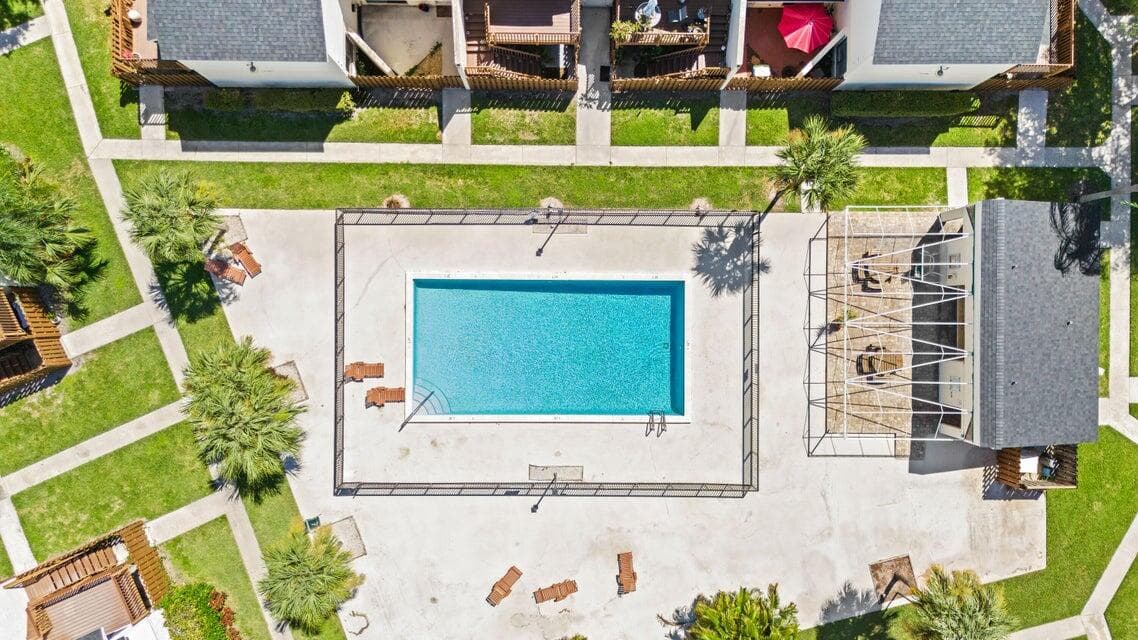643 Executive Center Drive Q-102, West Palm Beach, FL 33401 8