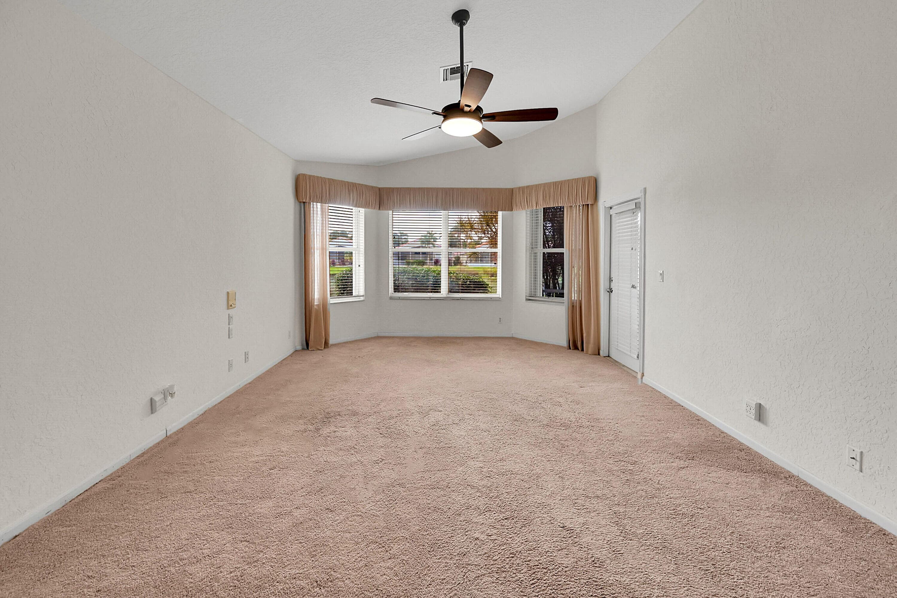 10382 Utopia Circle E, Boynton Beach, FL 33437 14