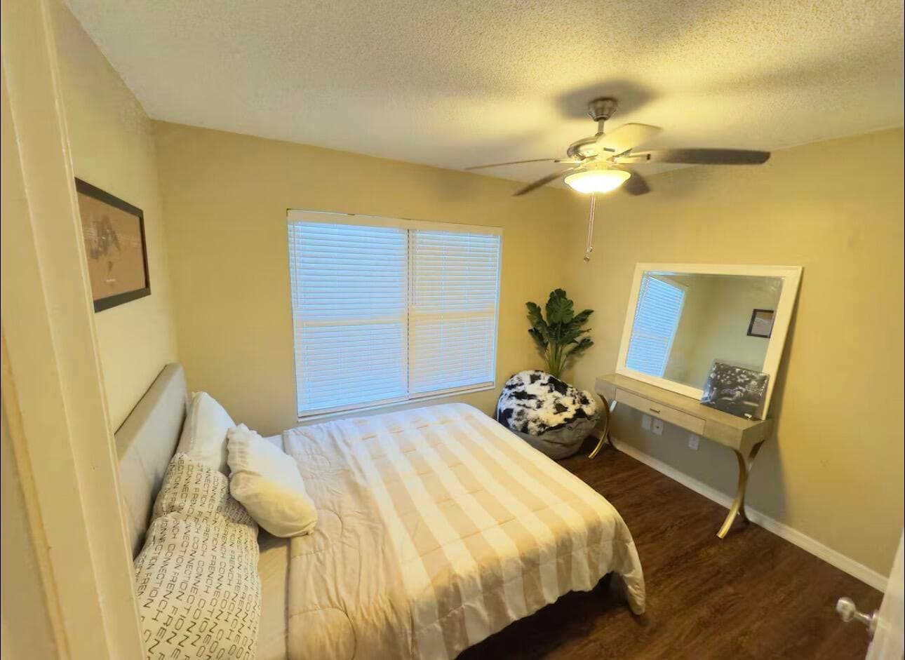 108 Lacosta Lane 611, Daytona Beach, FL 32114 2
