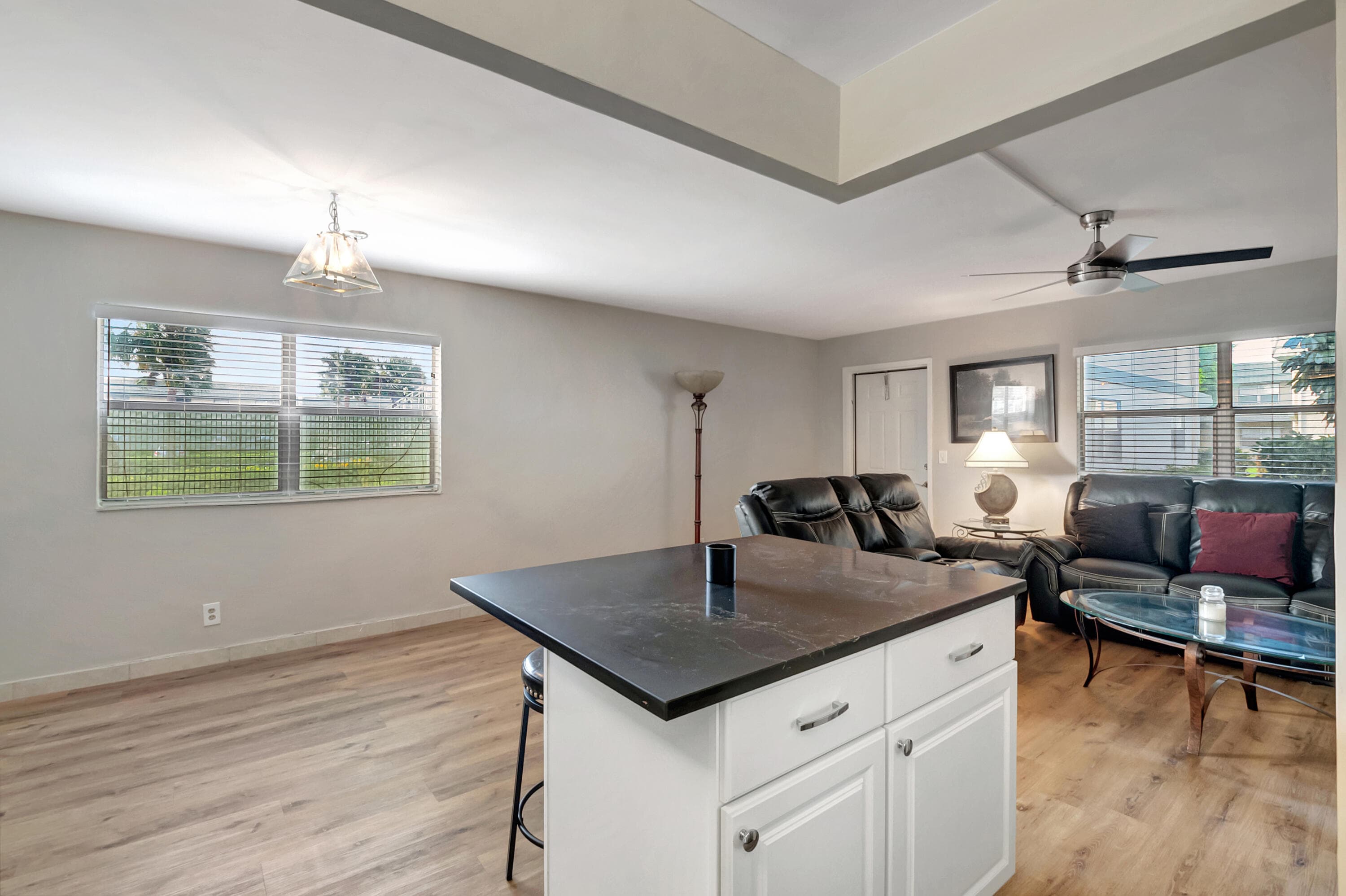 195 Monaco E 195, Delray Beach, FL 33446 12