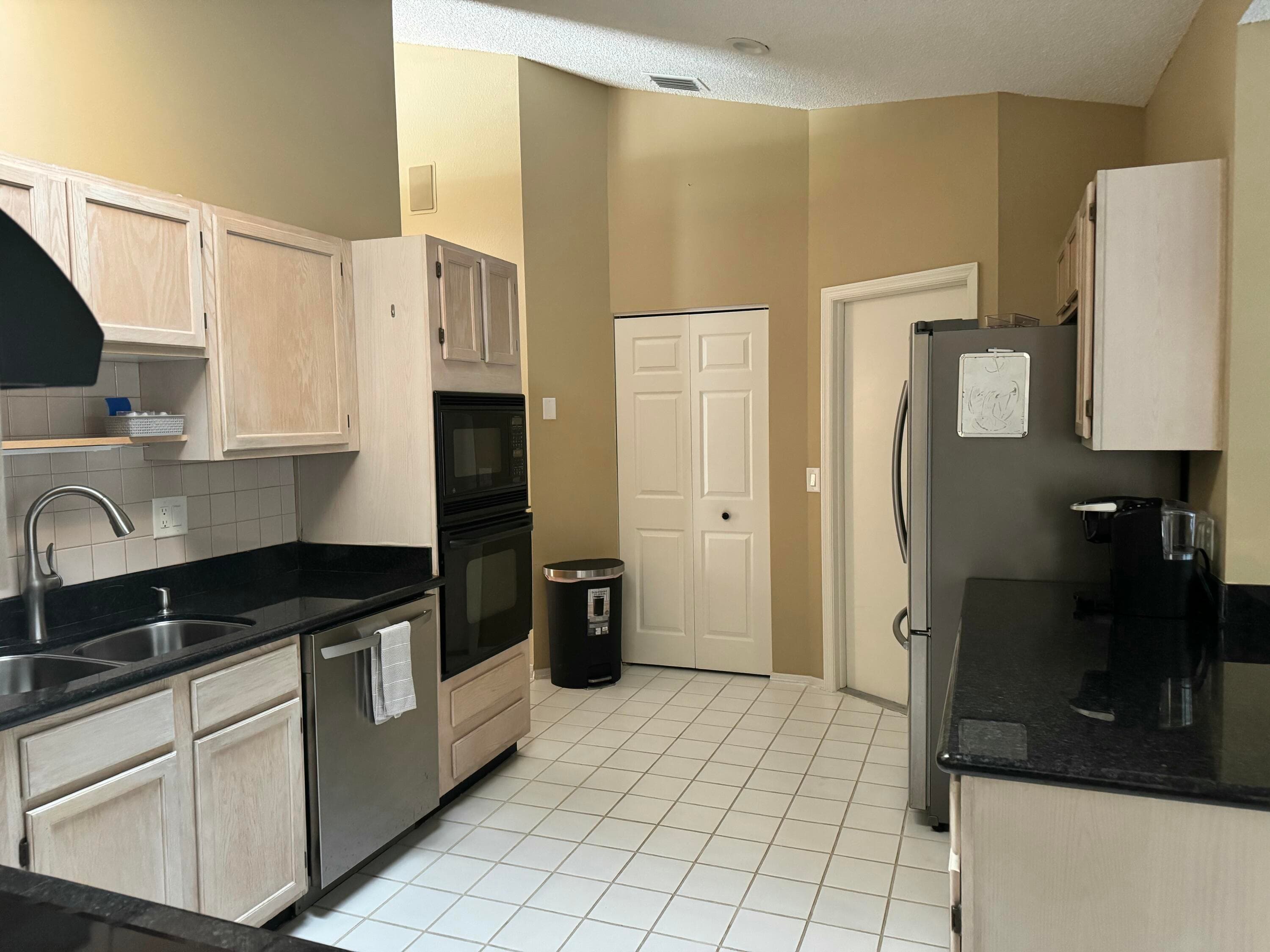 2937 SE Cates Circle, Port St. Lucie, FL 34952 15