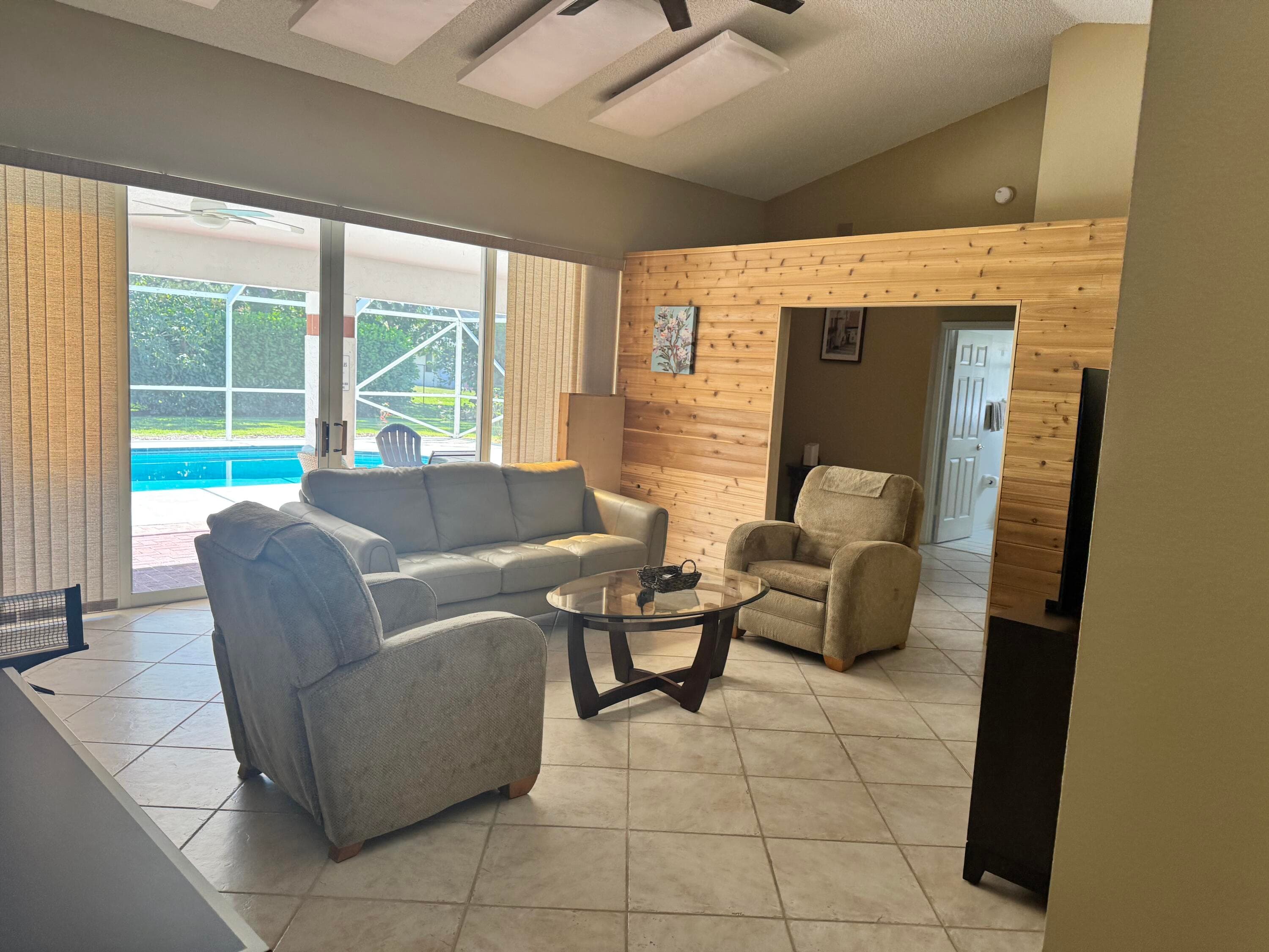 2937 SE Cates Circle, Port St. Lucie, FL 34952 37