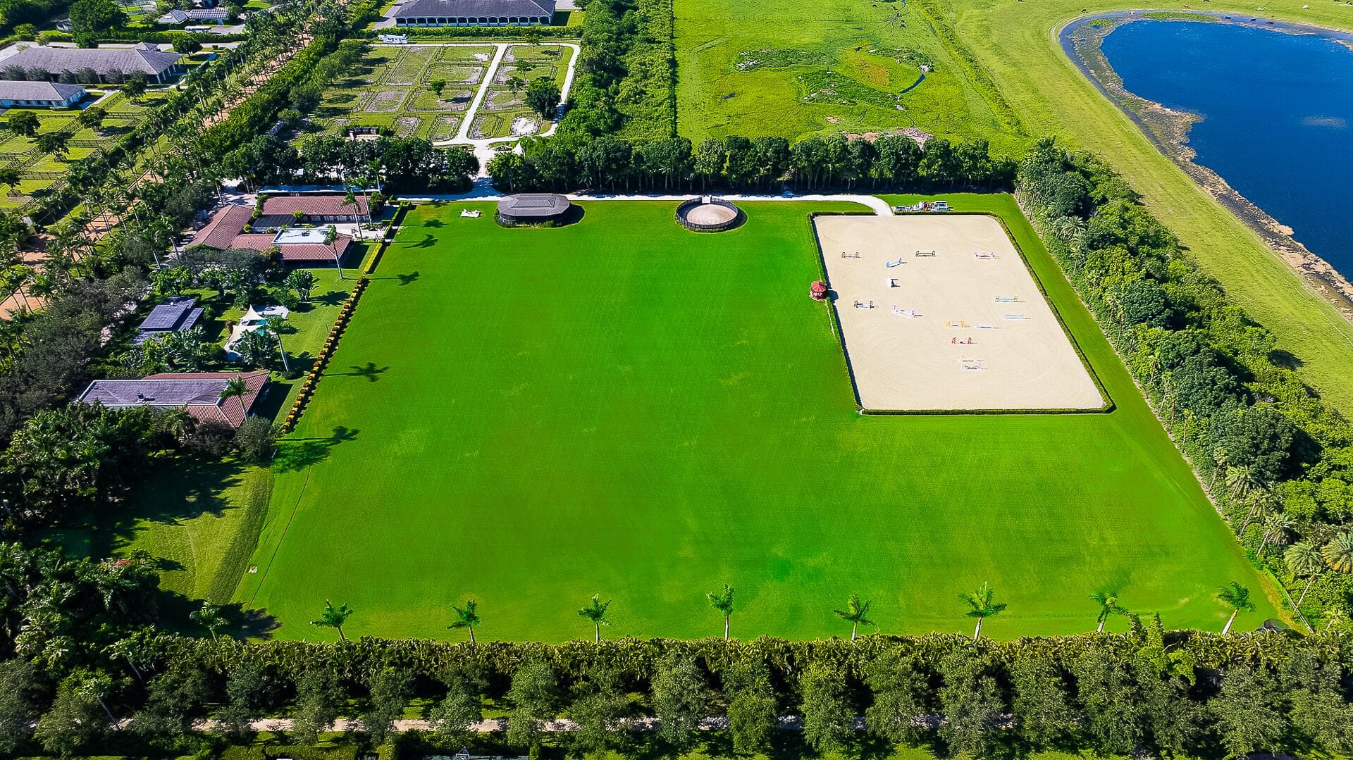 5420 Las Palmas Avenue (Stalls), Wellington, FL 33449 2