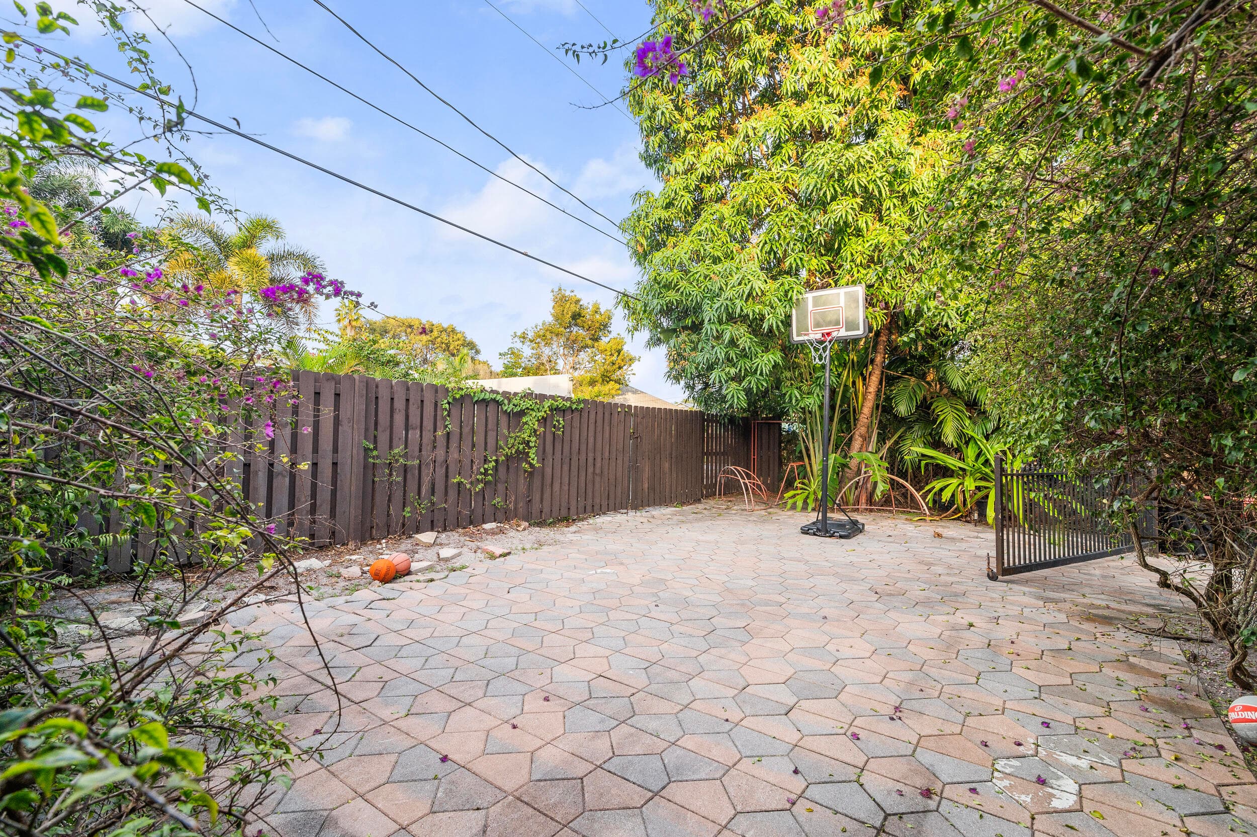 643 36th Street, West Palm Beach, FL 33407 29
