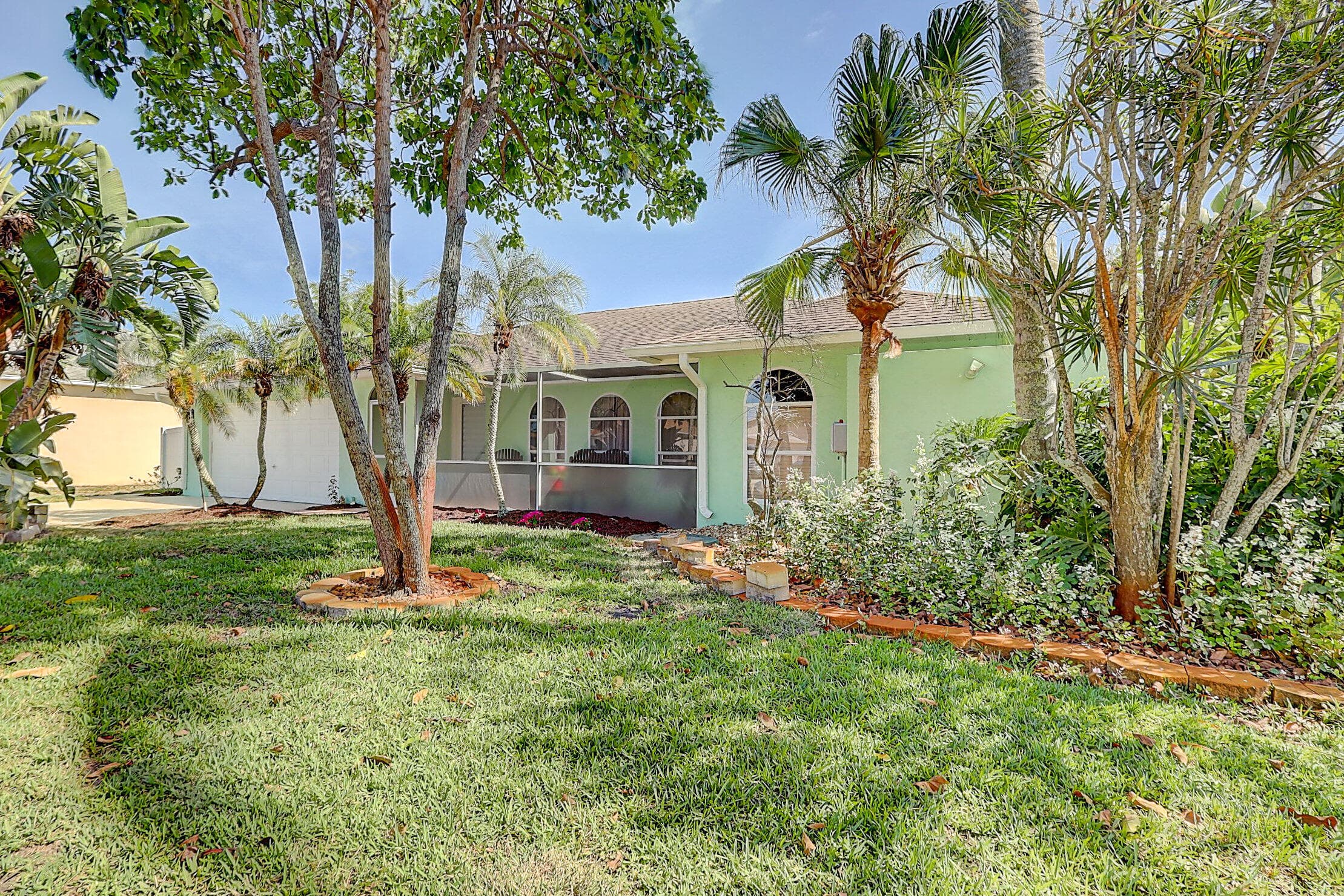238 SW Grove Avenue, Port St. Lucie, FL 34983 2