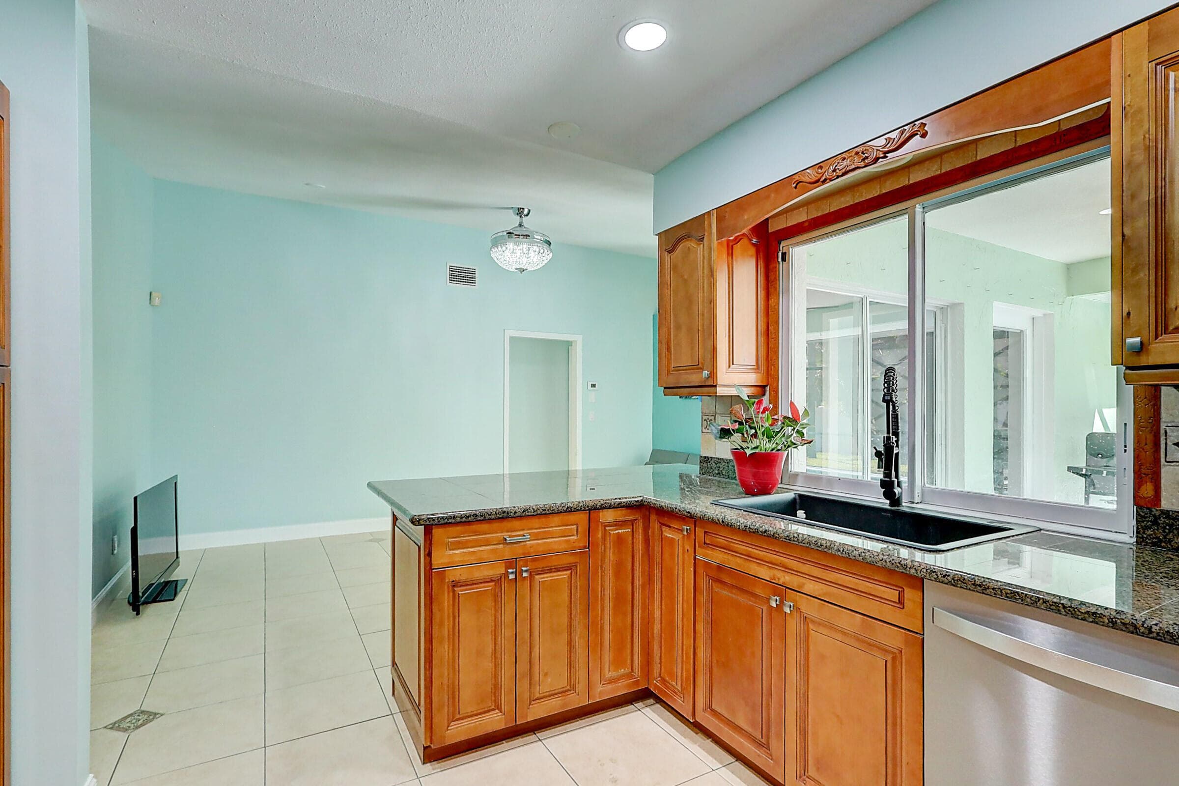 238 SW Grove Avenue, Port St. Lucie, FL 34983 15