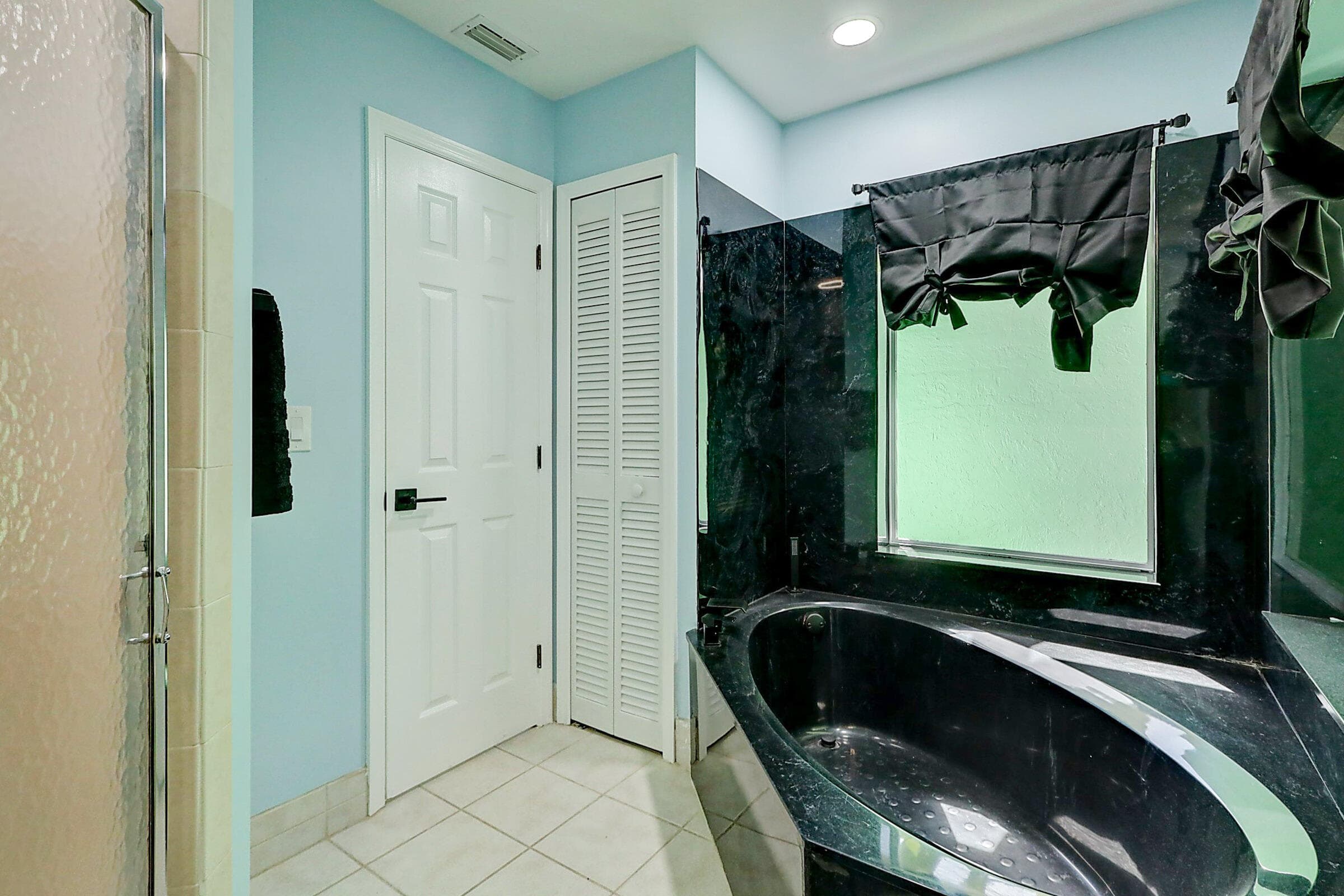 238 SW Grove Avenue, Port St. Lucie, FL 34983 23