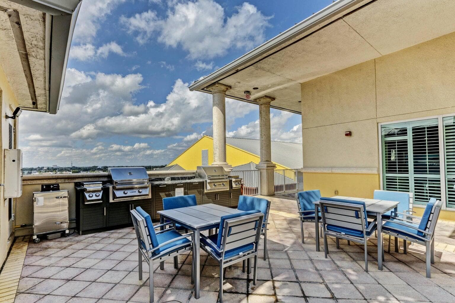 2650 Lake Shore Drive 1802, Riviera Beach, FL 33404 32