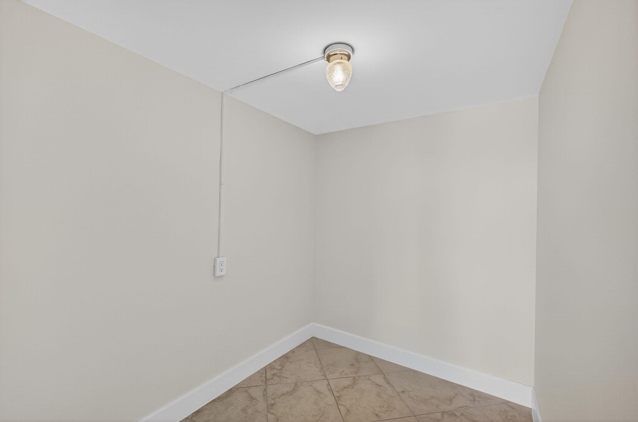 100 Waterway Road A304, Tequesta, FL 33469 28