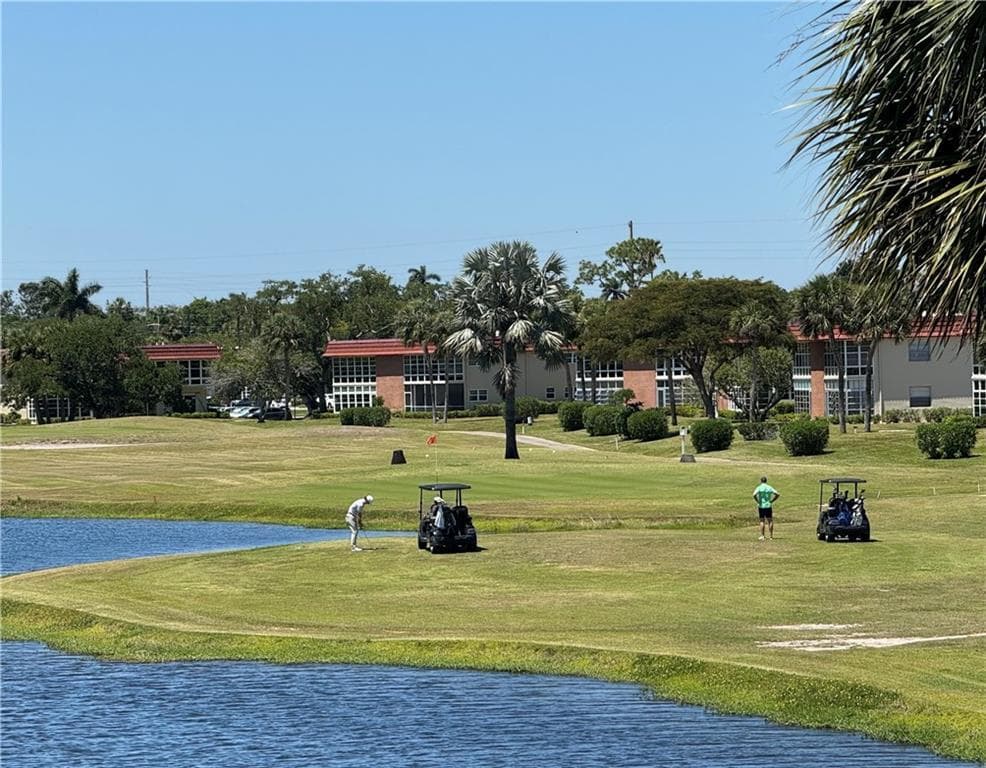 1 Vista Palm Lane 207, Vero Beach, FL 32962 26