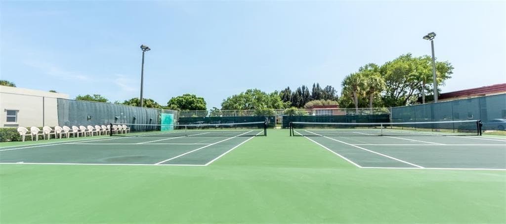 1 Vista Palm Lane 207, Vero Beach, FL 32962 27