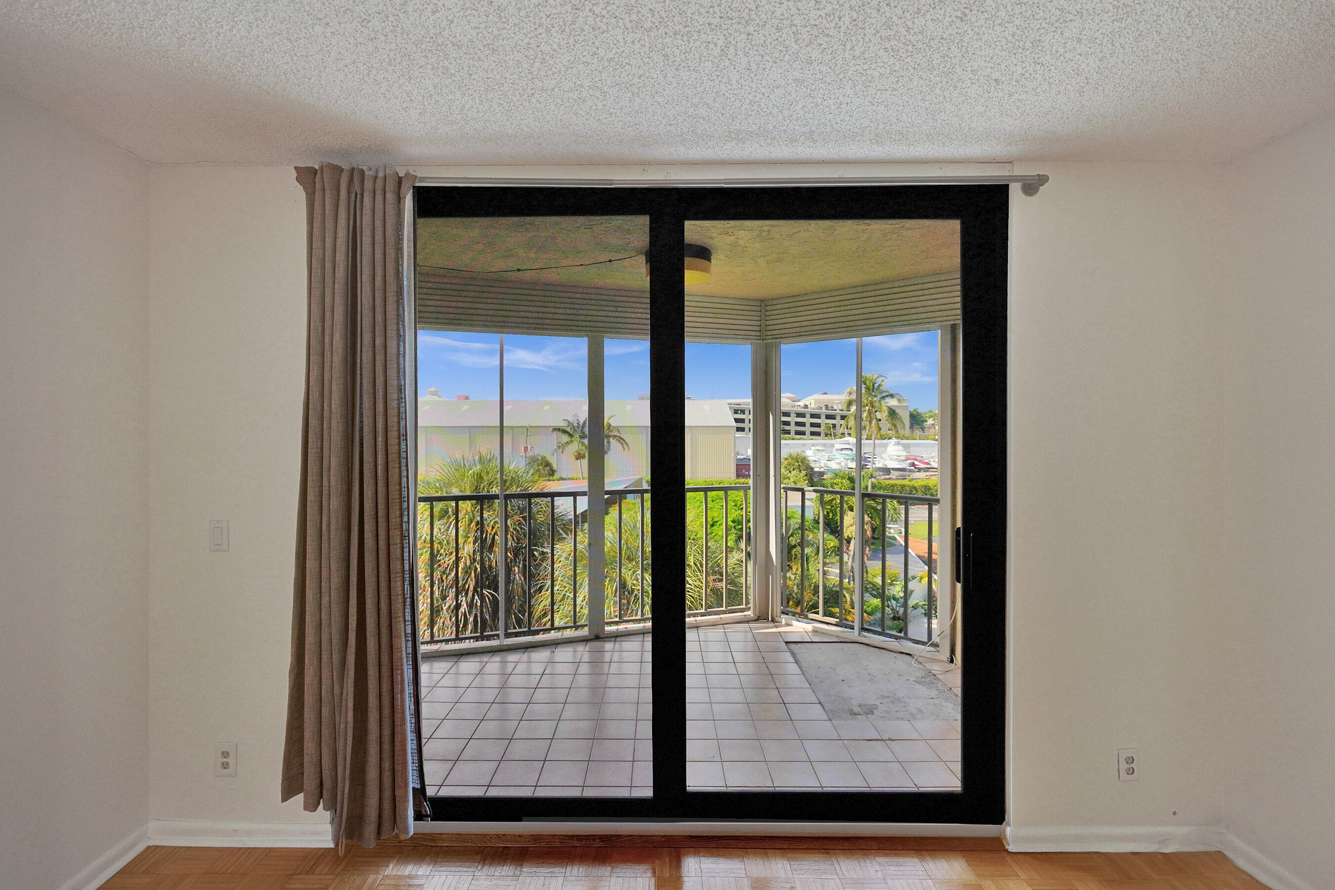 890 N Federal Highway 410, Lantana, FL 33462 19