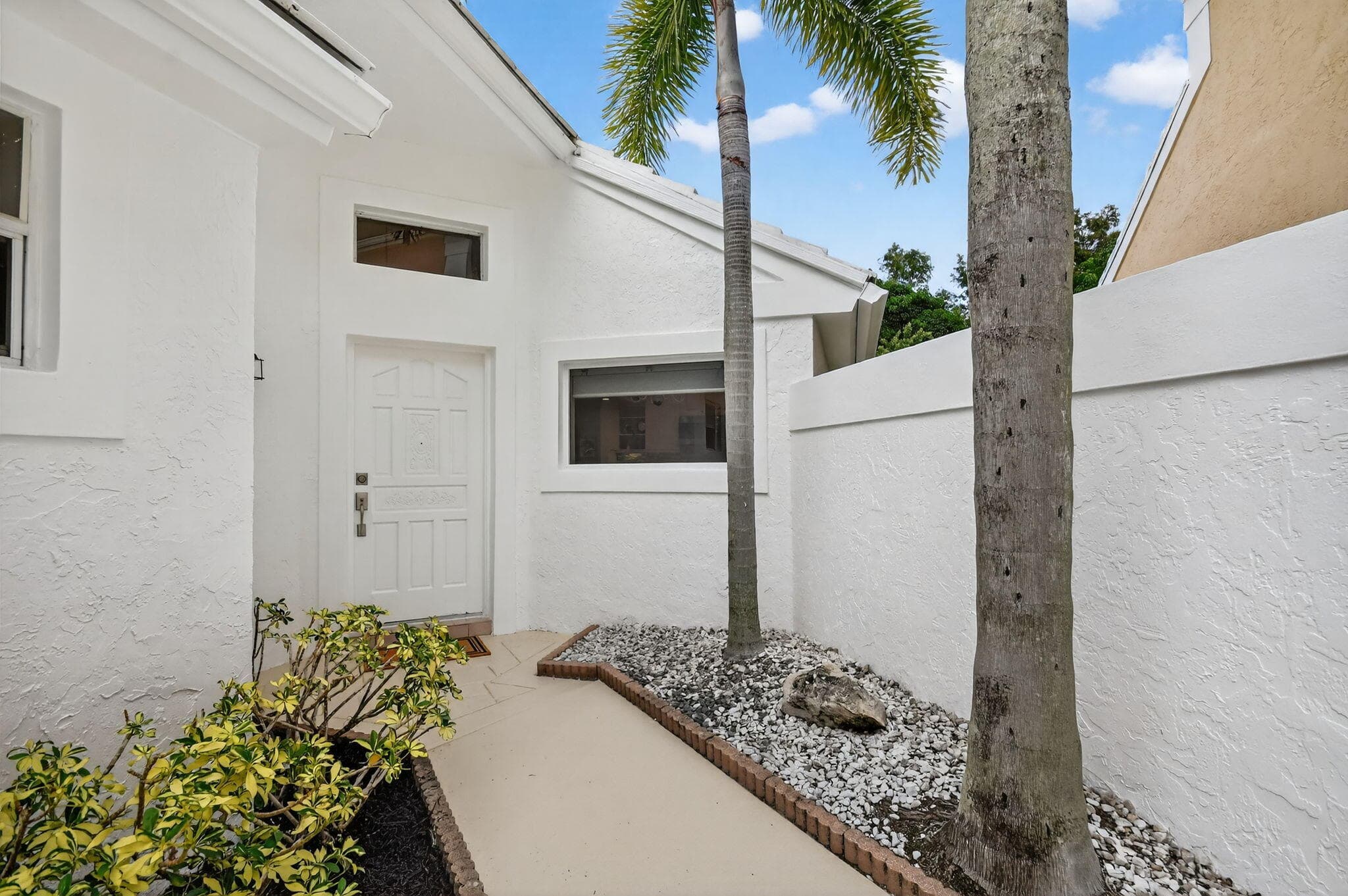 9333 Heathridge Drive, West Palm Beach, FL 33411 5