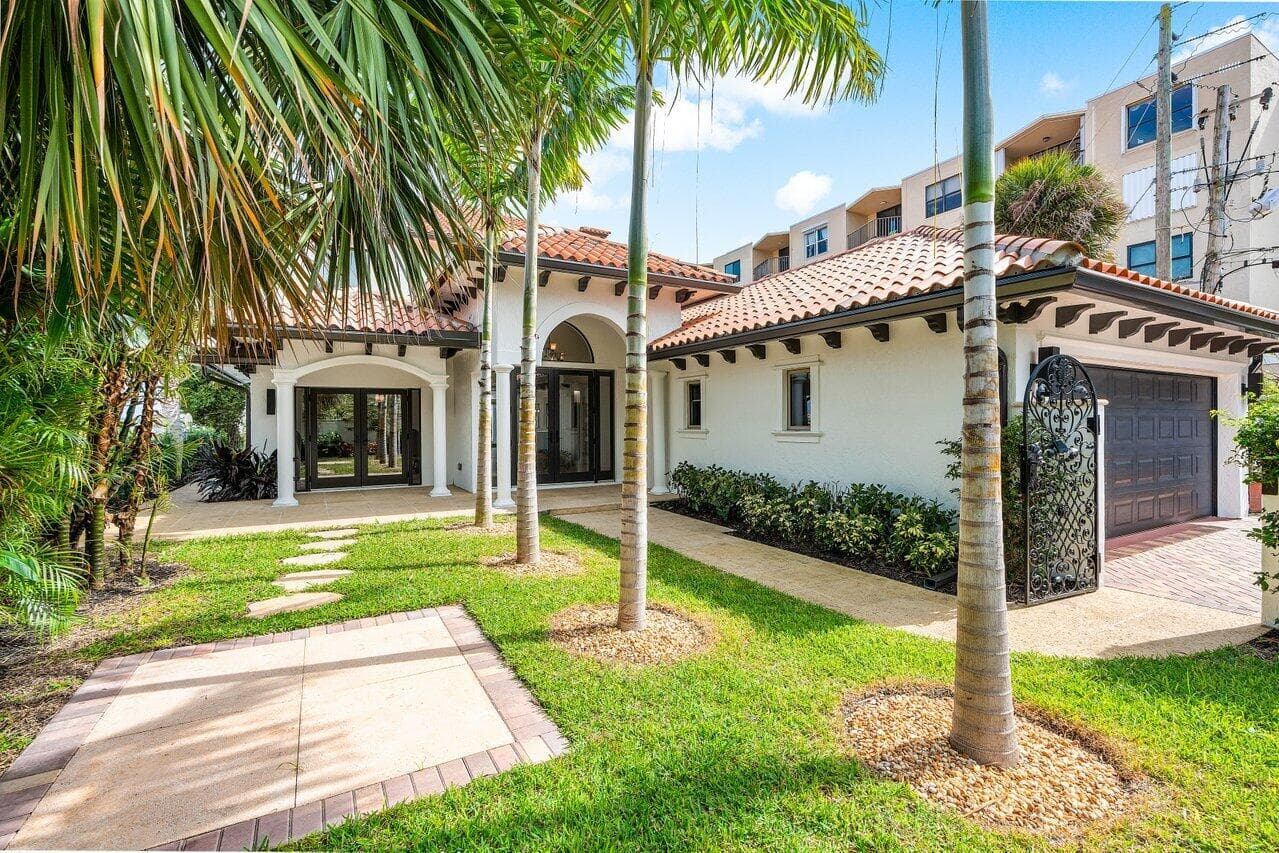 1 S 18th Avenue S, Lake Worth Beach, FL 33460 6