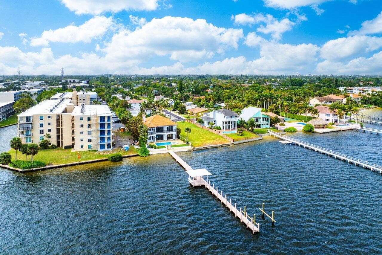 1 S 18th Avenue S, Lake Worth Beach, FL 33460 59