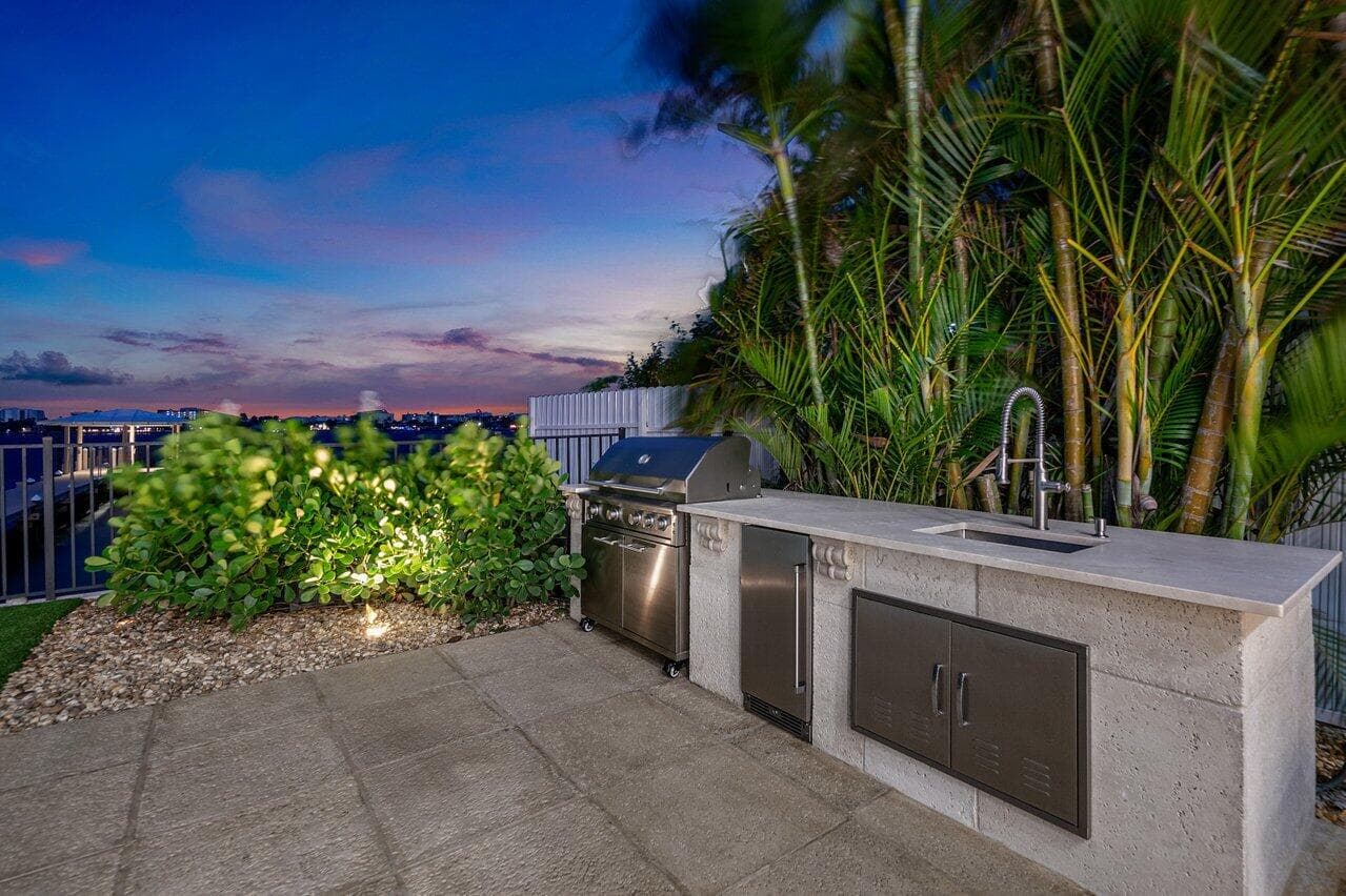1 S 18th Avenue S, Lake Worth Beach, FL 33460 84