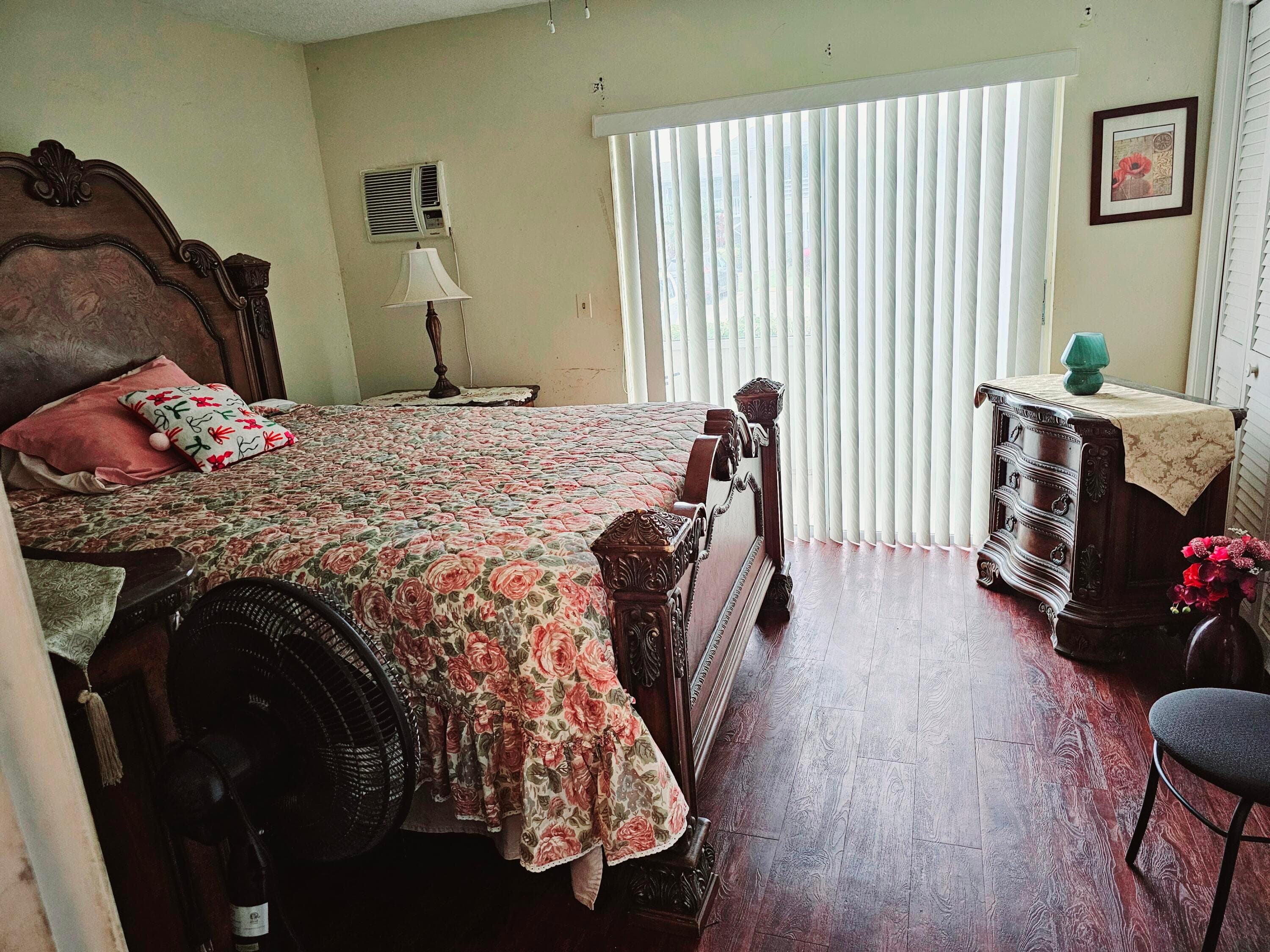 102 Easthampton E, West Palm Beach, FL 33417 11