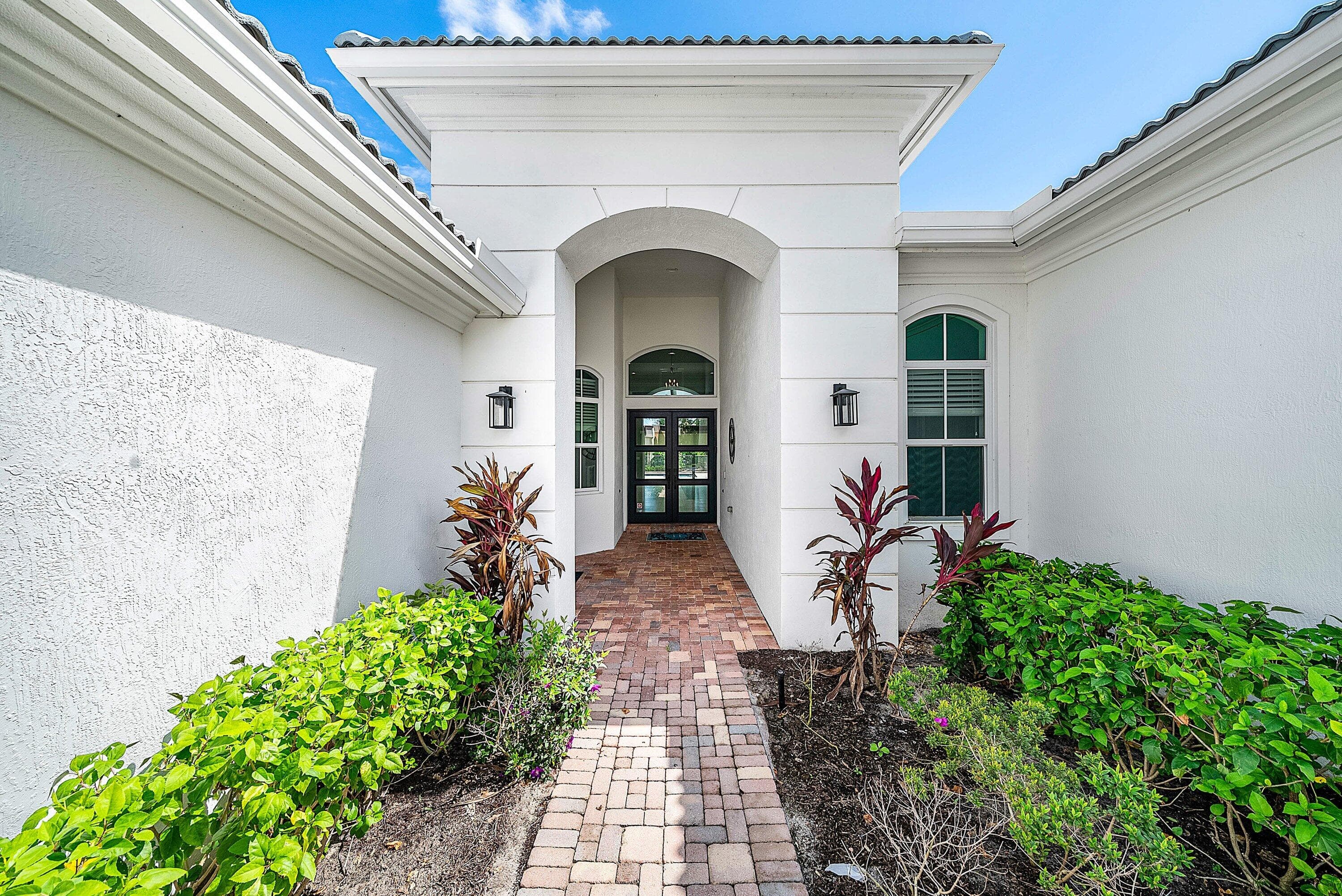326 Charroux Drive, Palm Beach Gardens, FL 33410 3