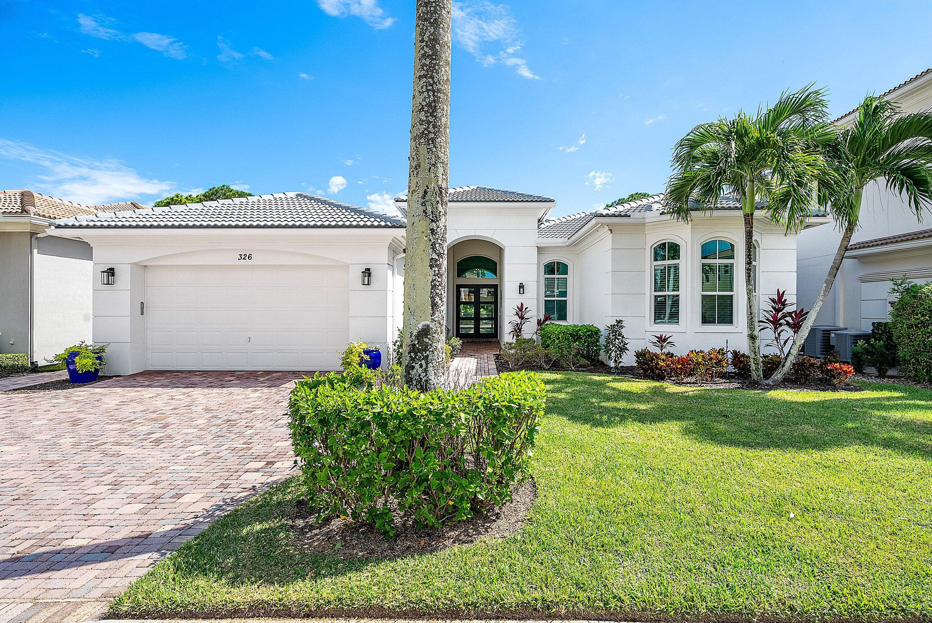 326 Charroux Drive, Palm Beach Gardens, FL 33410