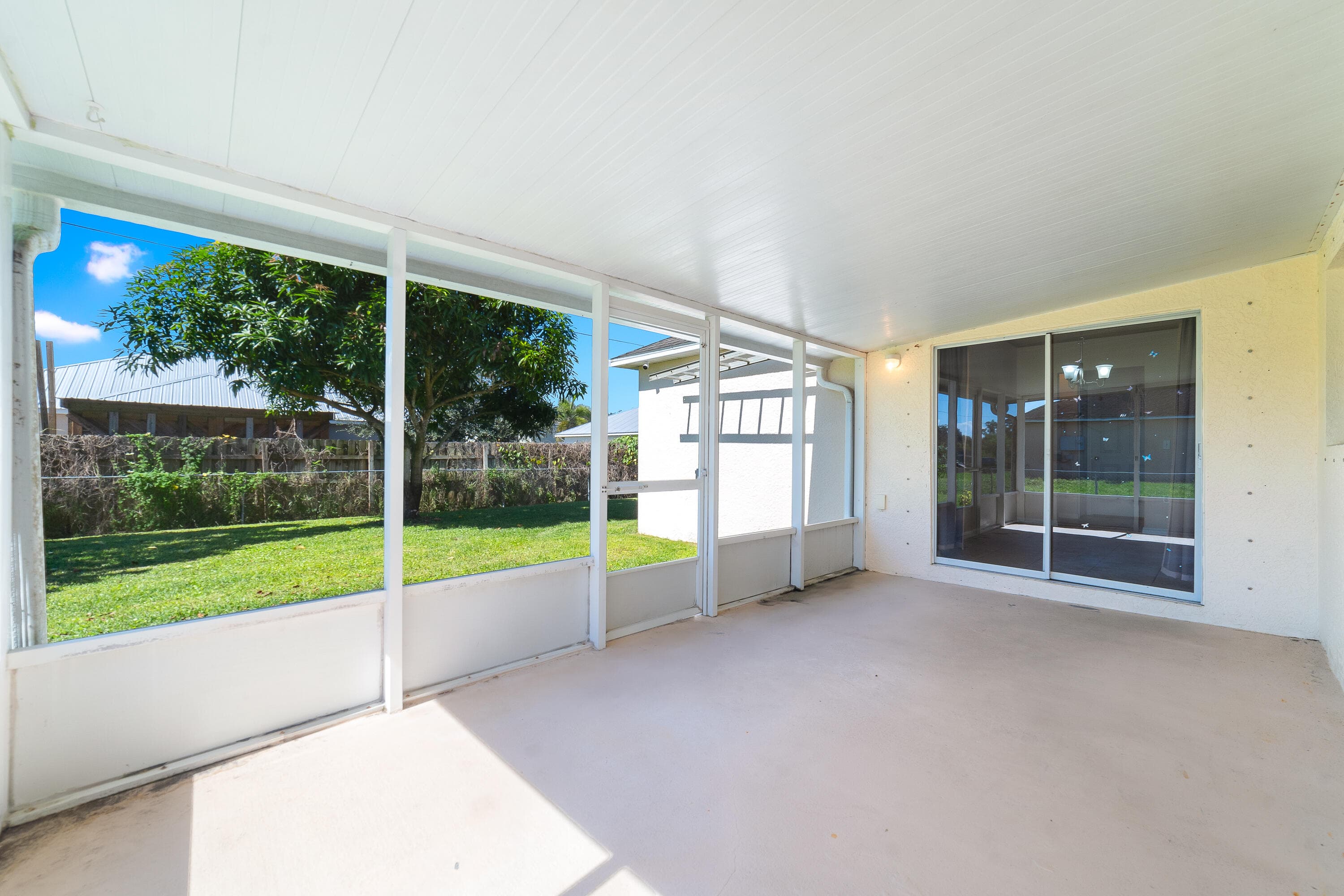 1165 SE 40th Avenue, Okeechobee, FL 34974 24