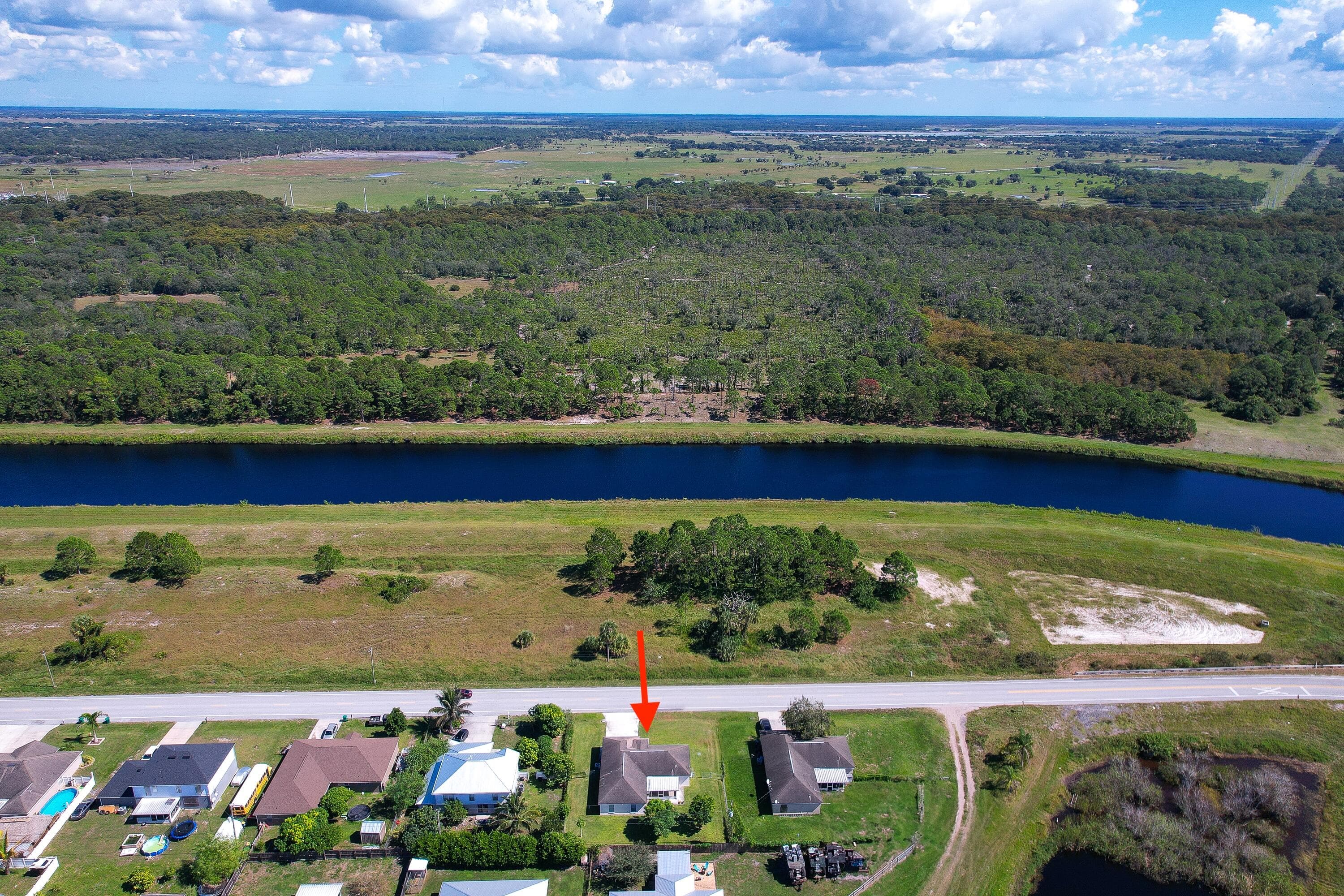 1165 SE 40th Avenue, Okeechobee, FL 34974 32