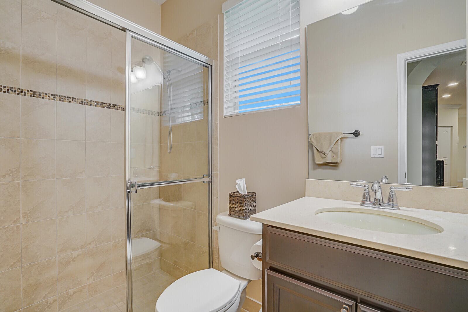 9328 Silent Oak Circle, West Palm Beach, FL 33411 16