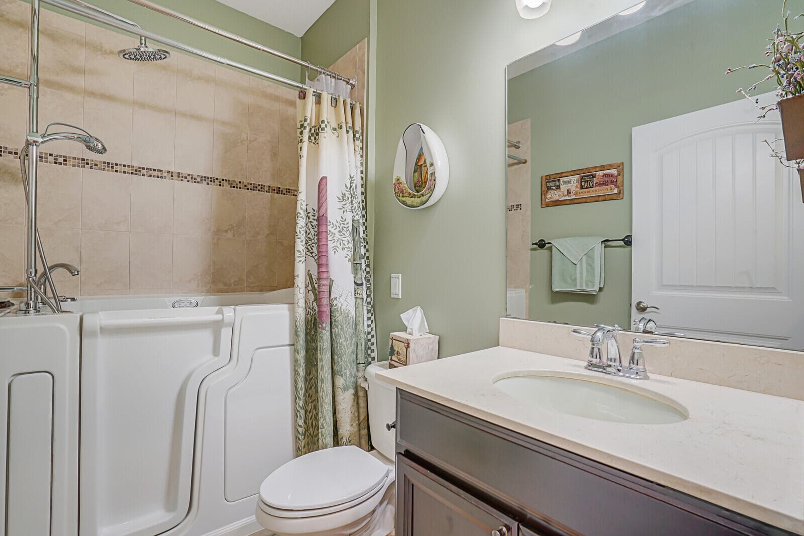 9328 Silent Oak Circle, West Palm Beach, FL 33411 23