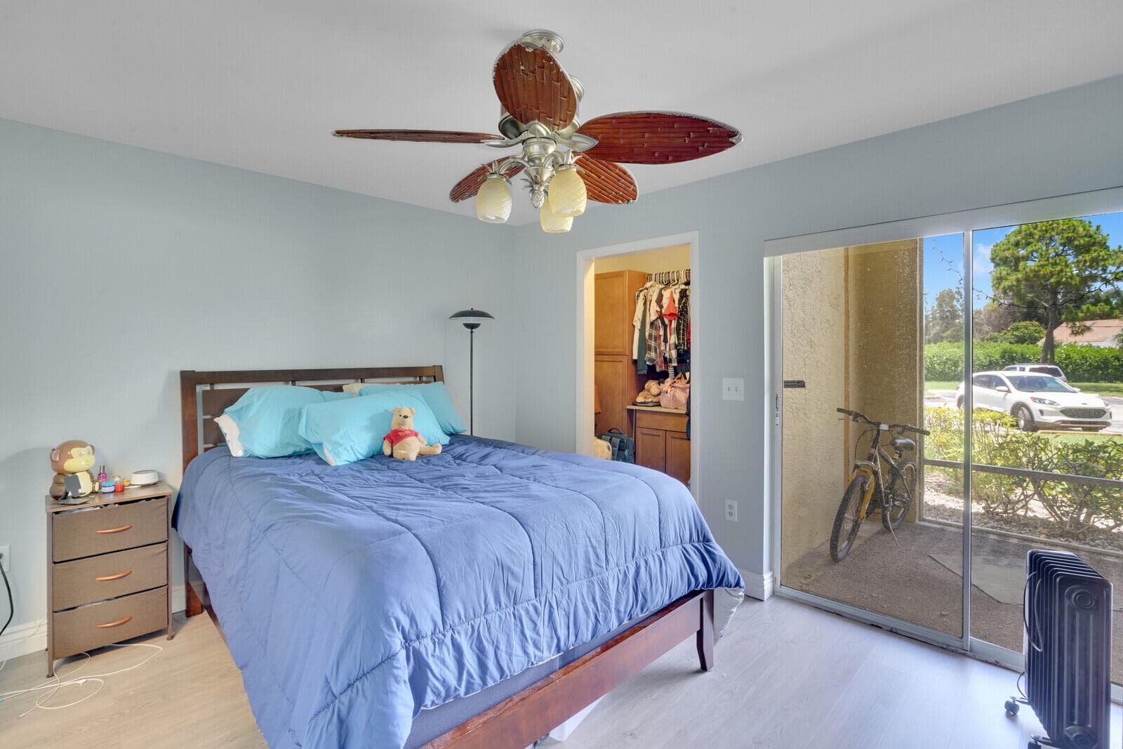 4855 Via Palm Lakes 902, West Palm Beach, FL 33417 12