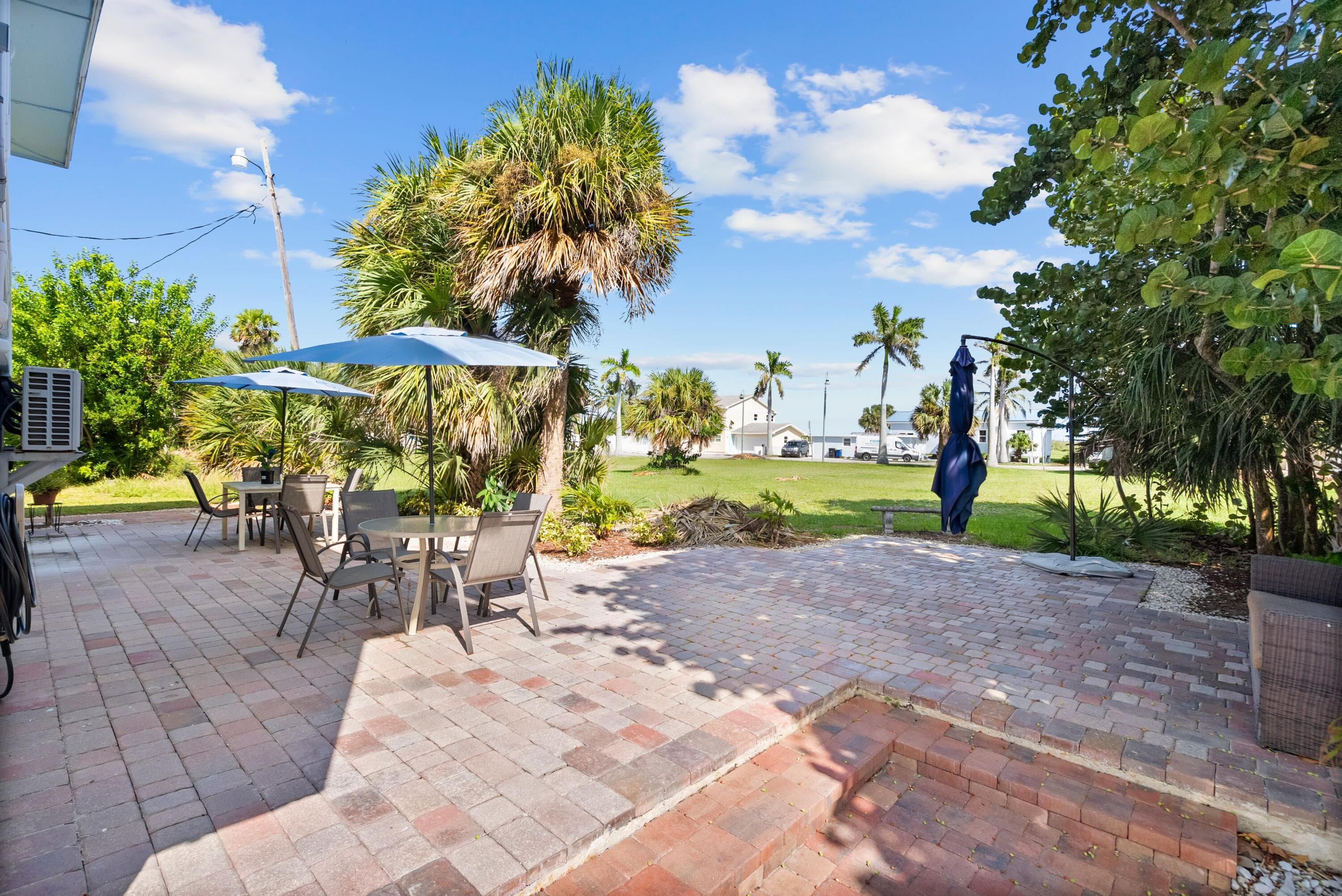 670 Hernando Street E, Fort Pierce, FL 34949 16