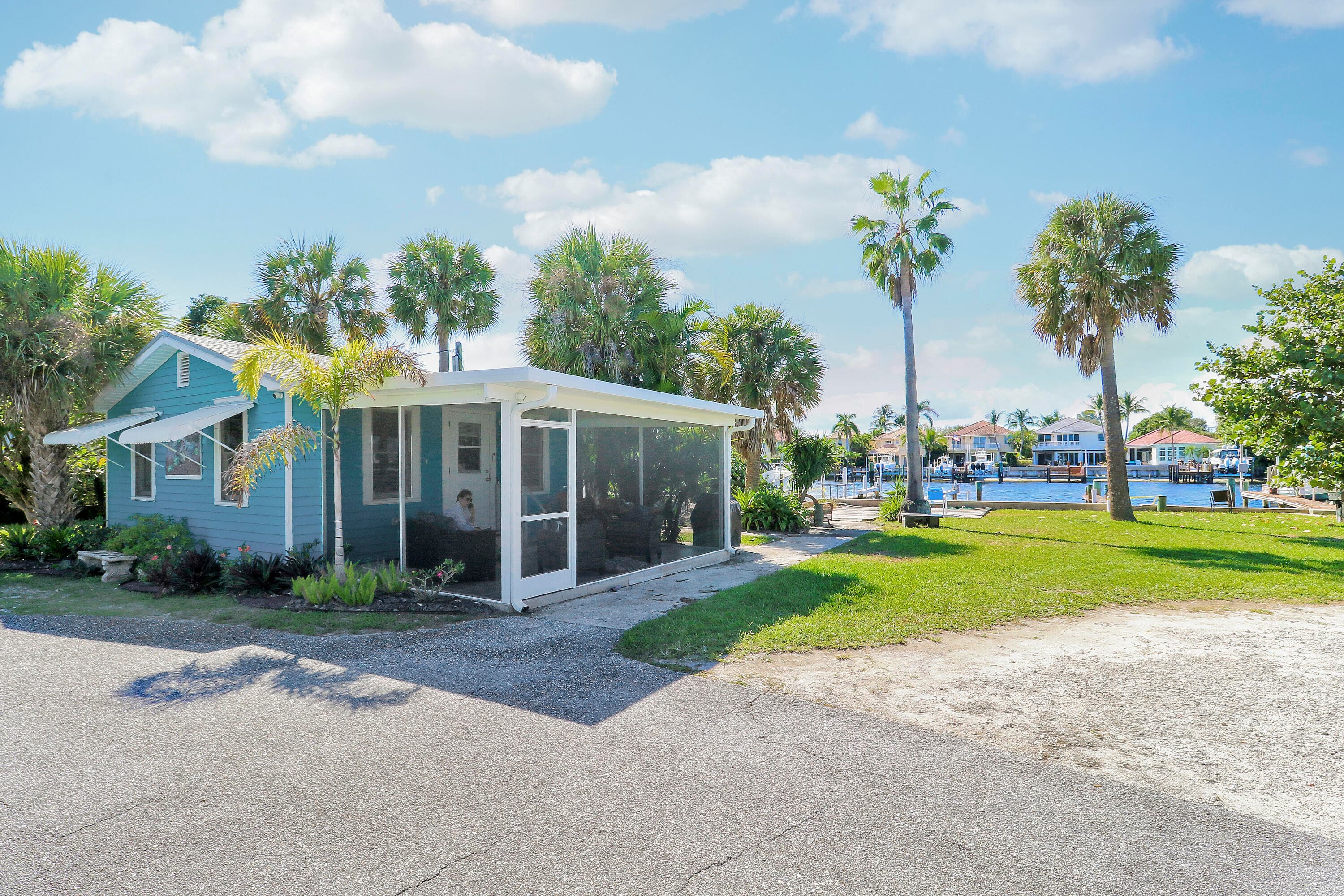 2031 Melody Lane, Palm Beach Gardens, FL 33410 11